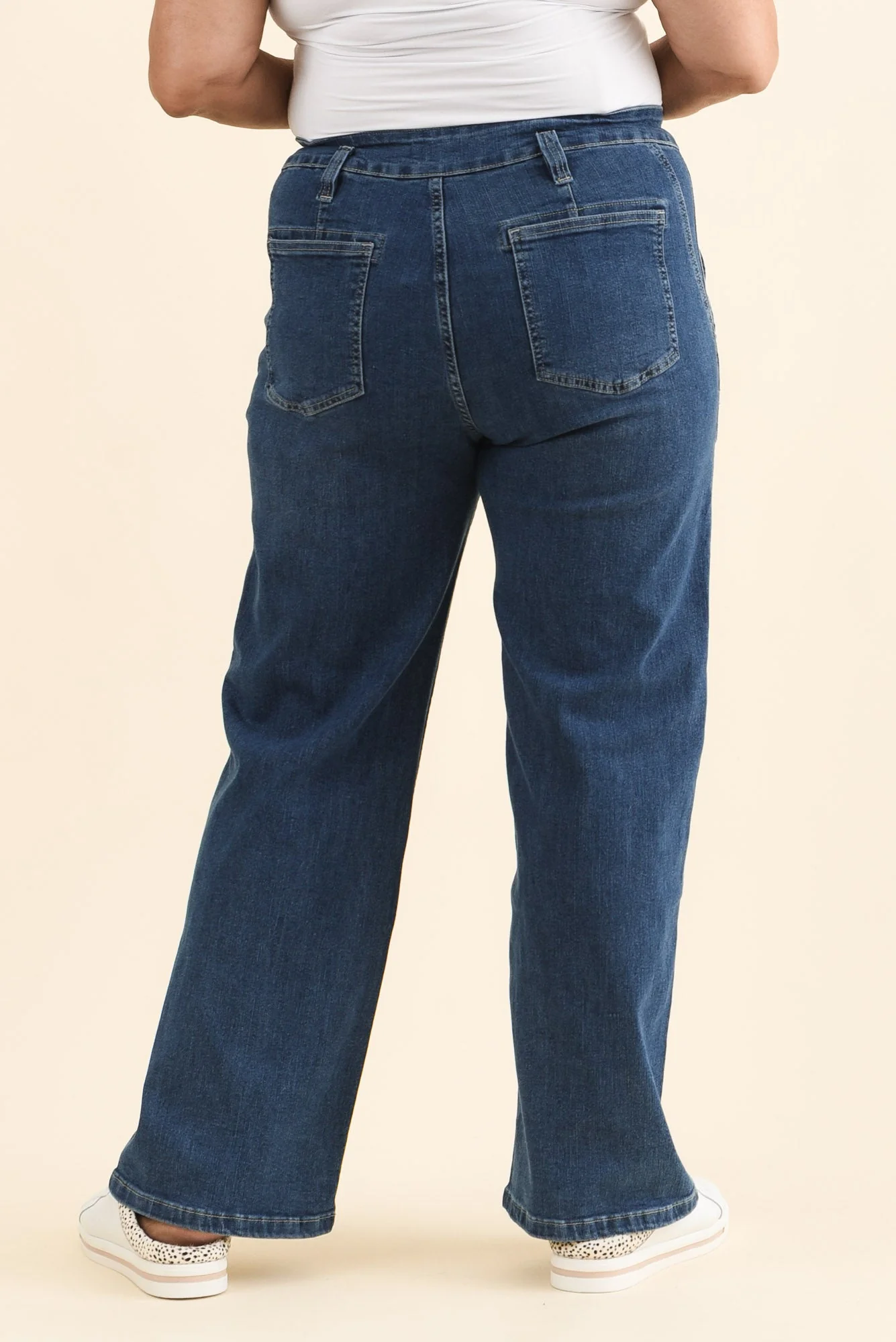 Orwell Mid Blue Straight Leg Jeans - Image 10