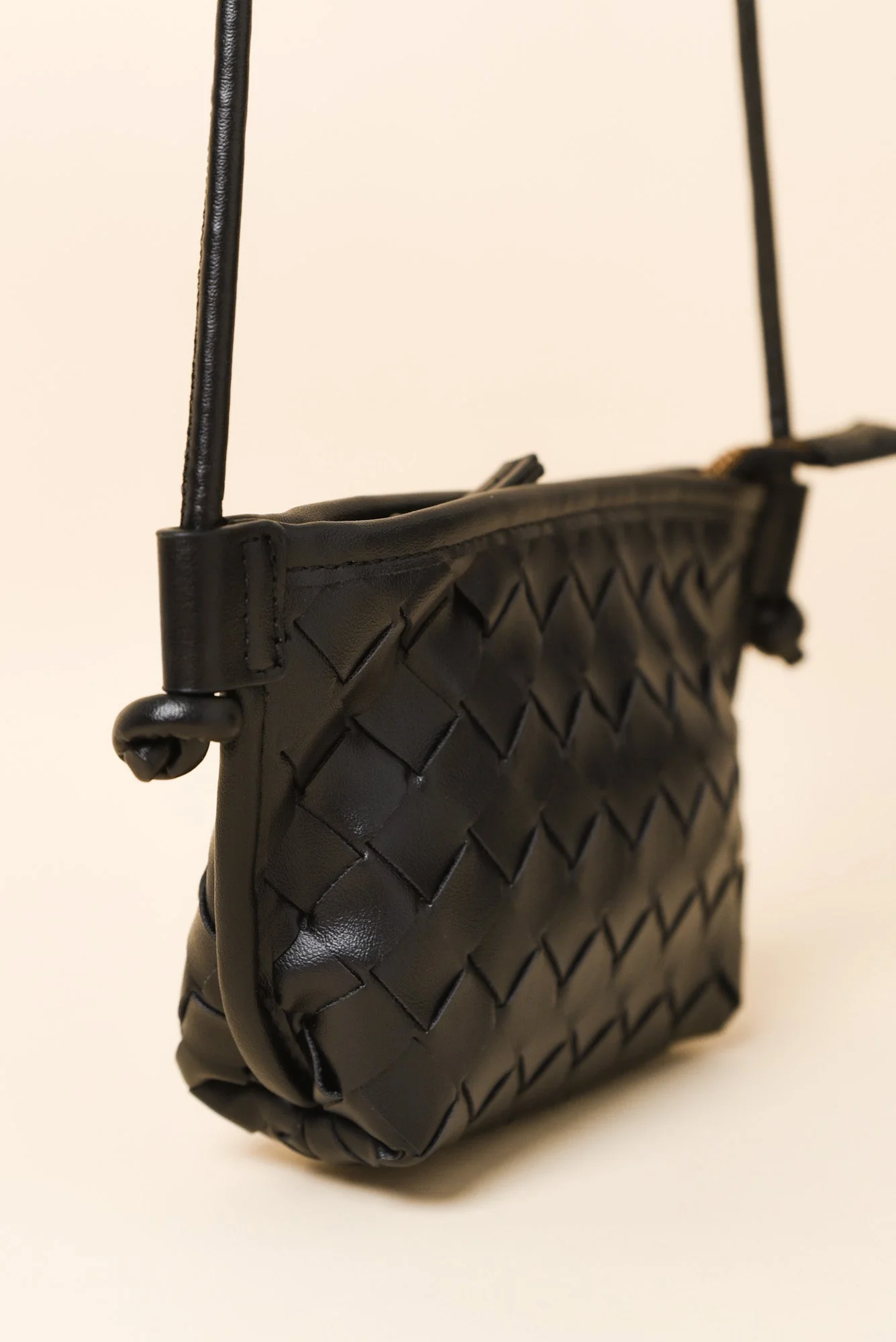 Perez Black Crossbody Bag - Image 2