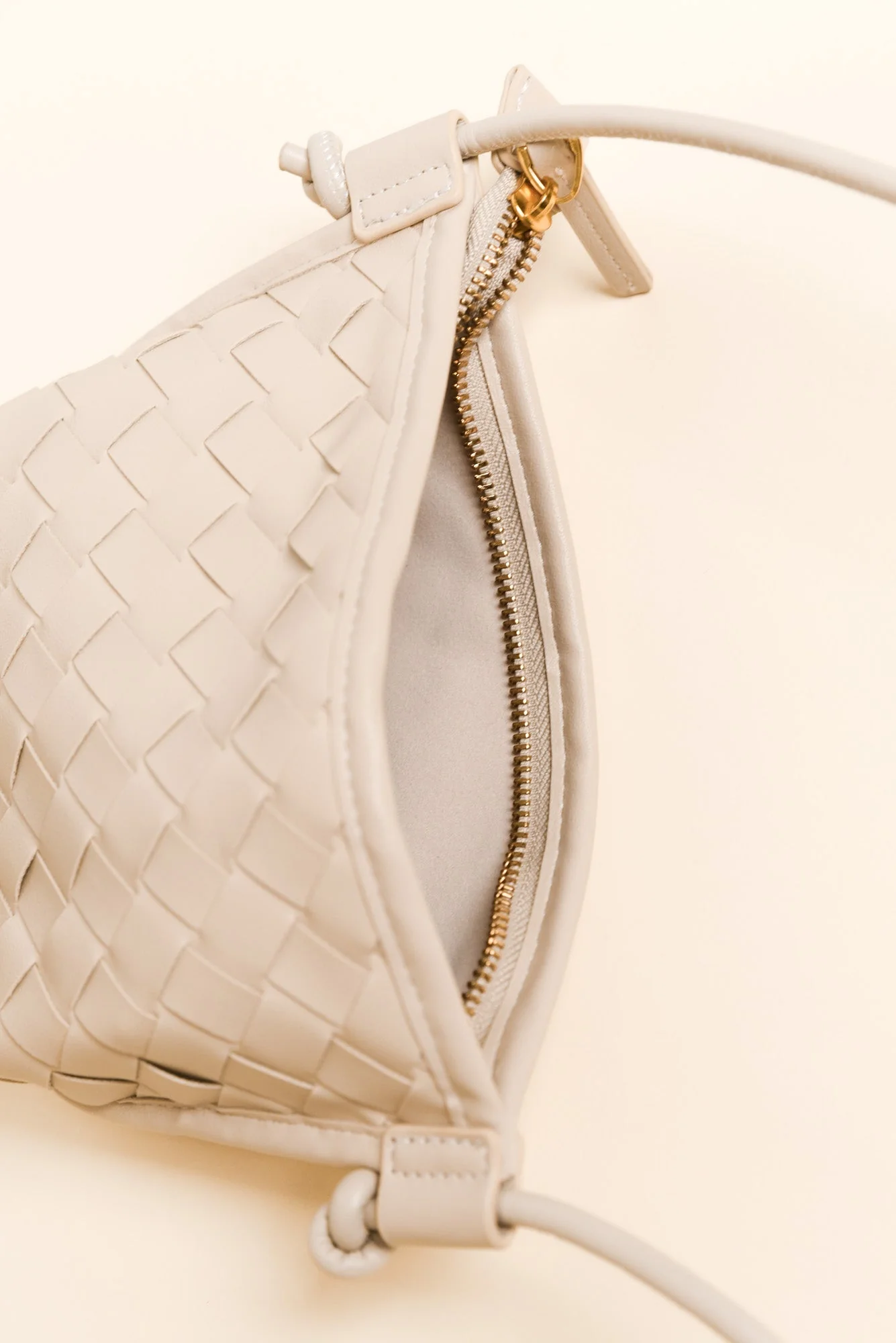 Perez Natural Crossbody Bag - Image 3