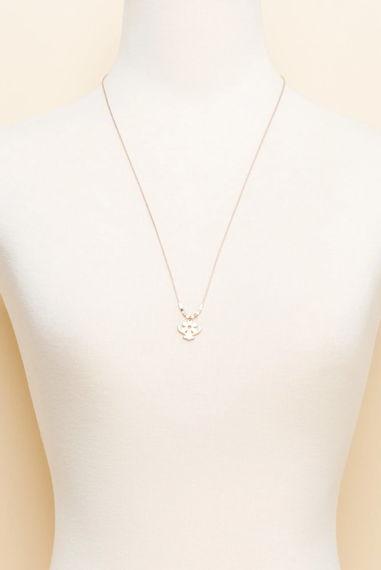 Petrina Gold Daisy Pendant Necklace - Image 2