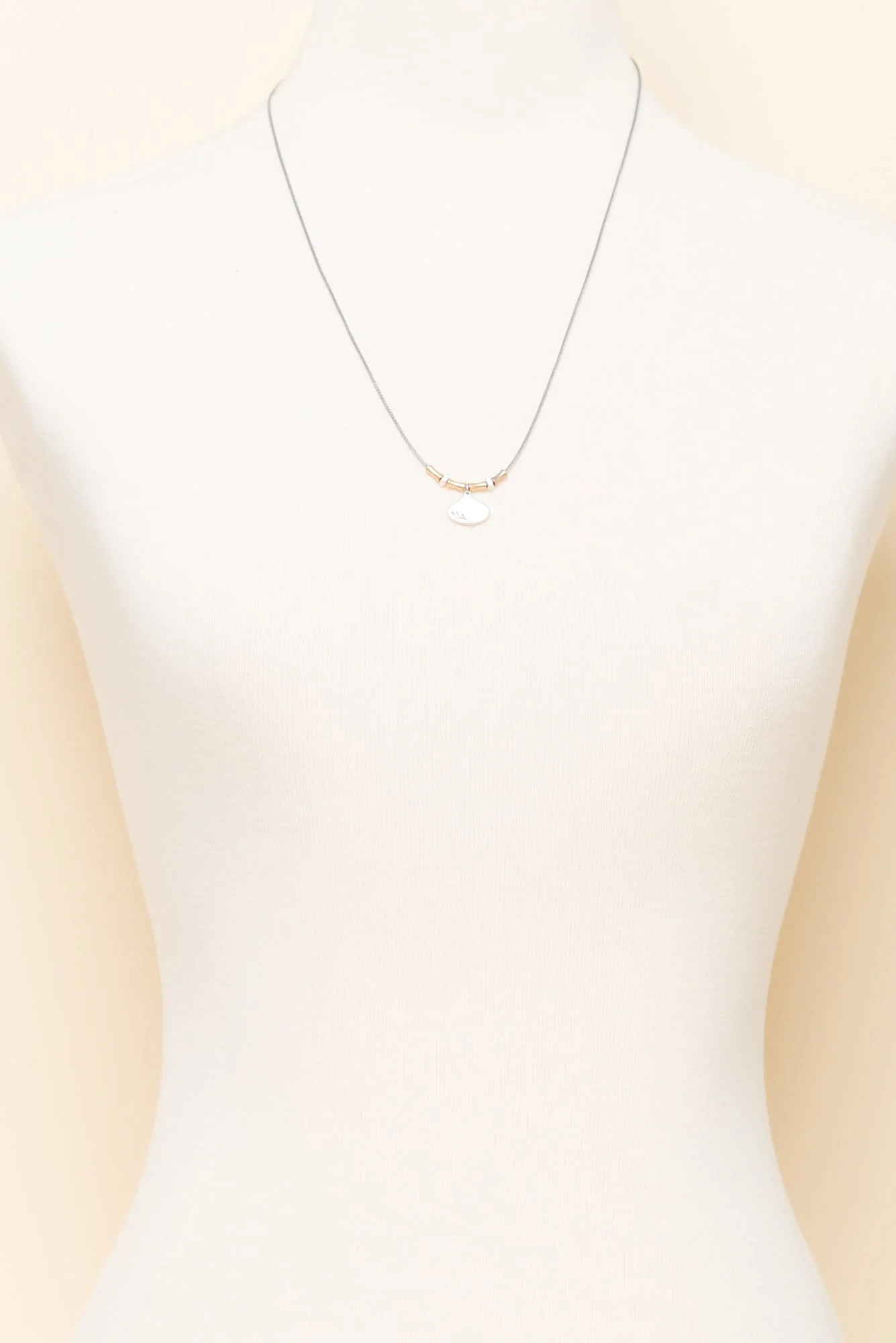 Raelyn Silver Leaf Pendant Necklace - Image 2