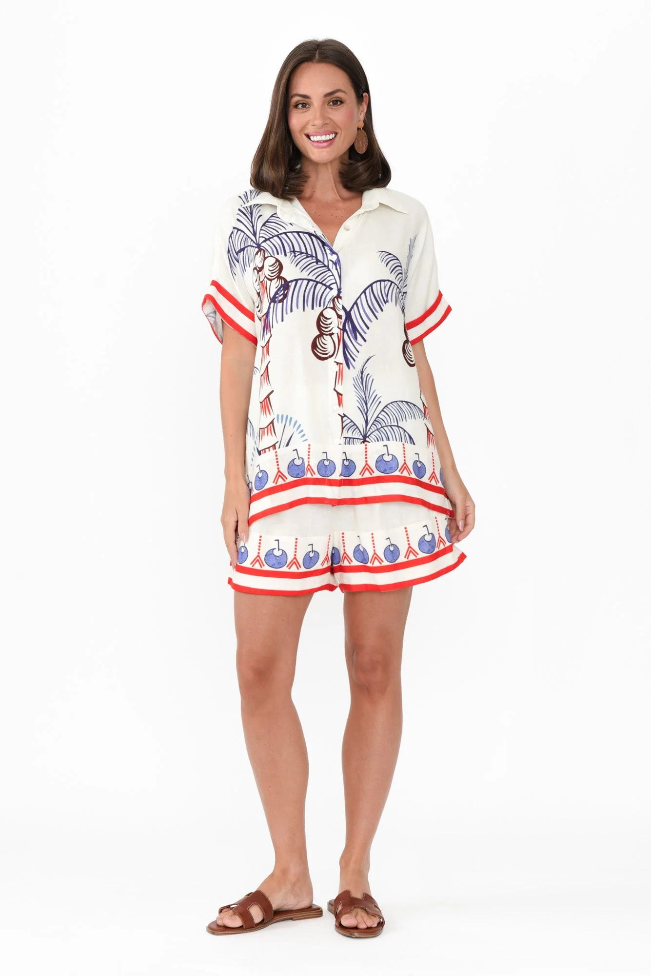 Raye Cream Island Relaxed Shorts - Image 3