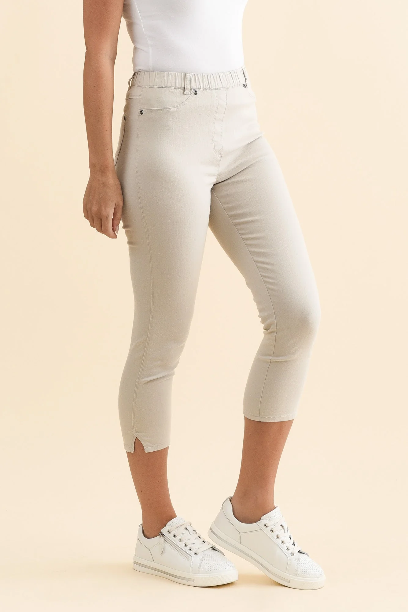 Reed Stone Stretch Cotton Capri Pants - Image 4
