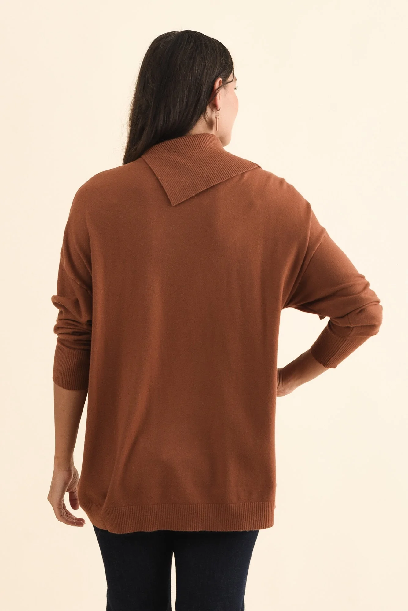 Renfrey Chocolate Knit Jumper - Image 4