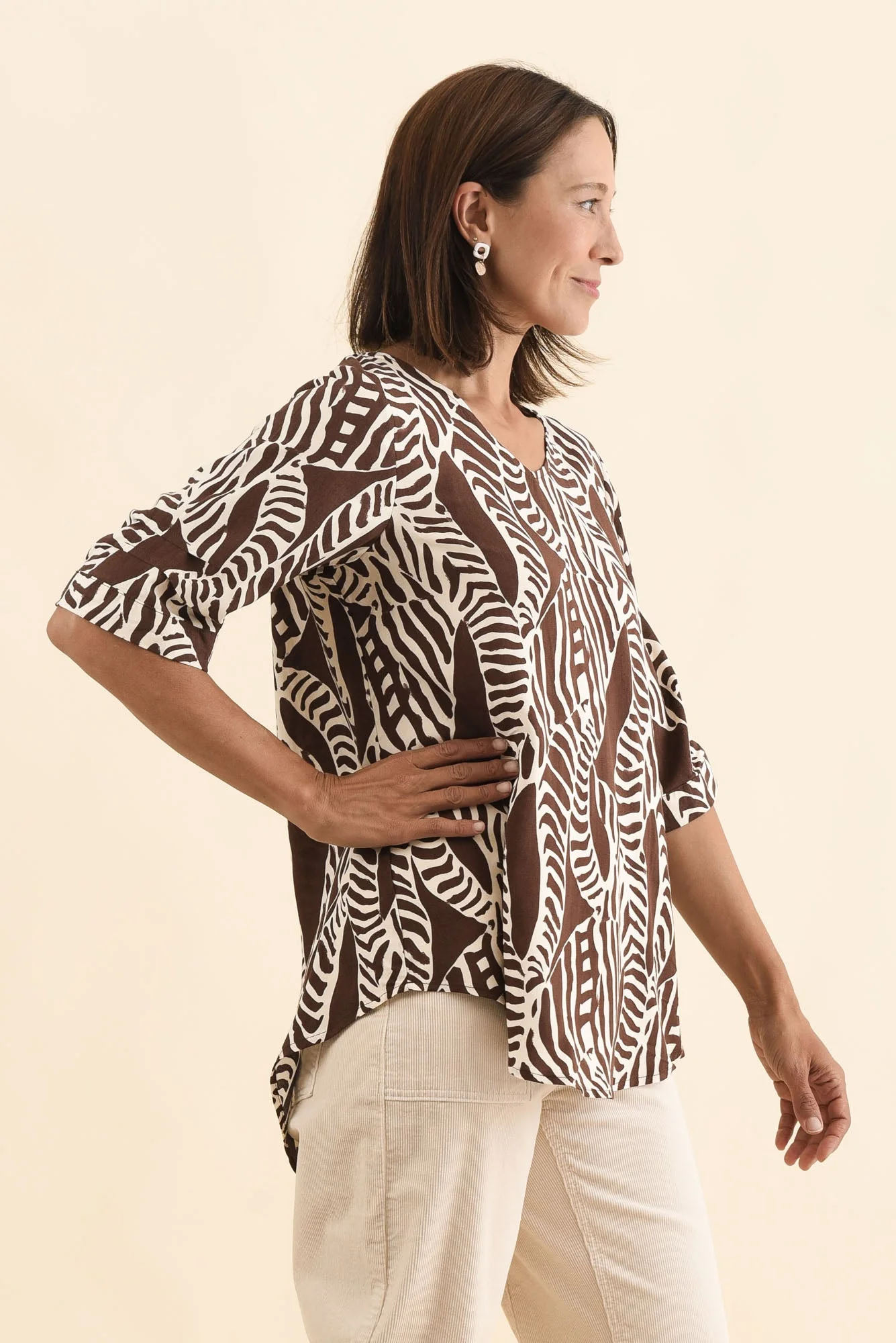 Riveria Brown Leaf V Neck Top - Image 3