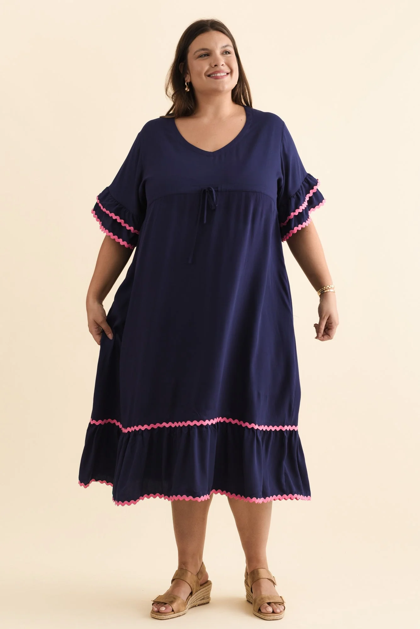Rosemarie Navy Contrast Frill Dress - Image 8