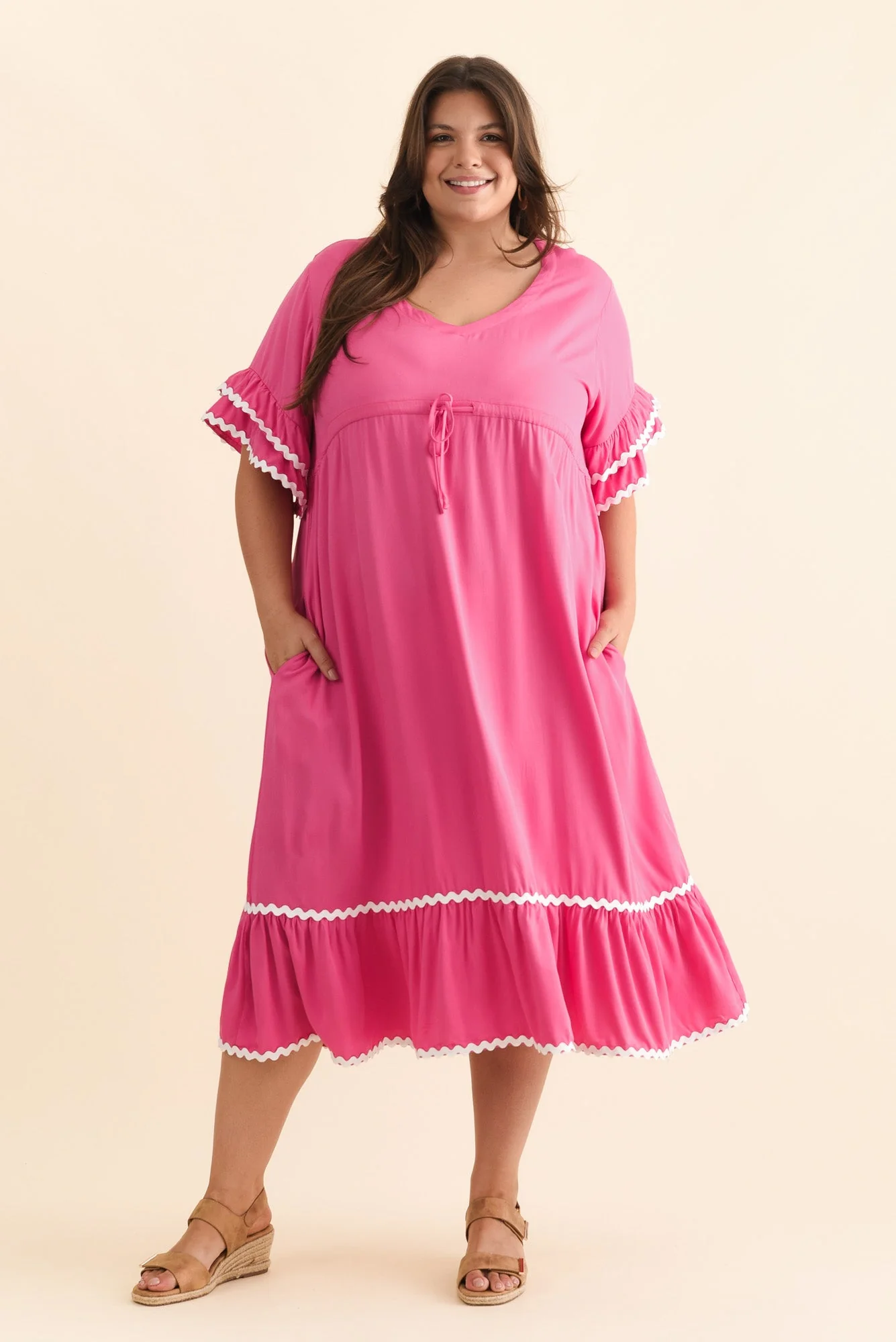 Rosemarie Pink Contrast Frill Dress - Image 7