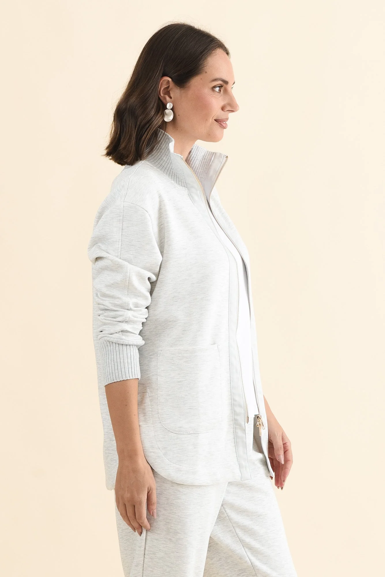 Sabi Grey Zip Sweatshirt - Image 4