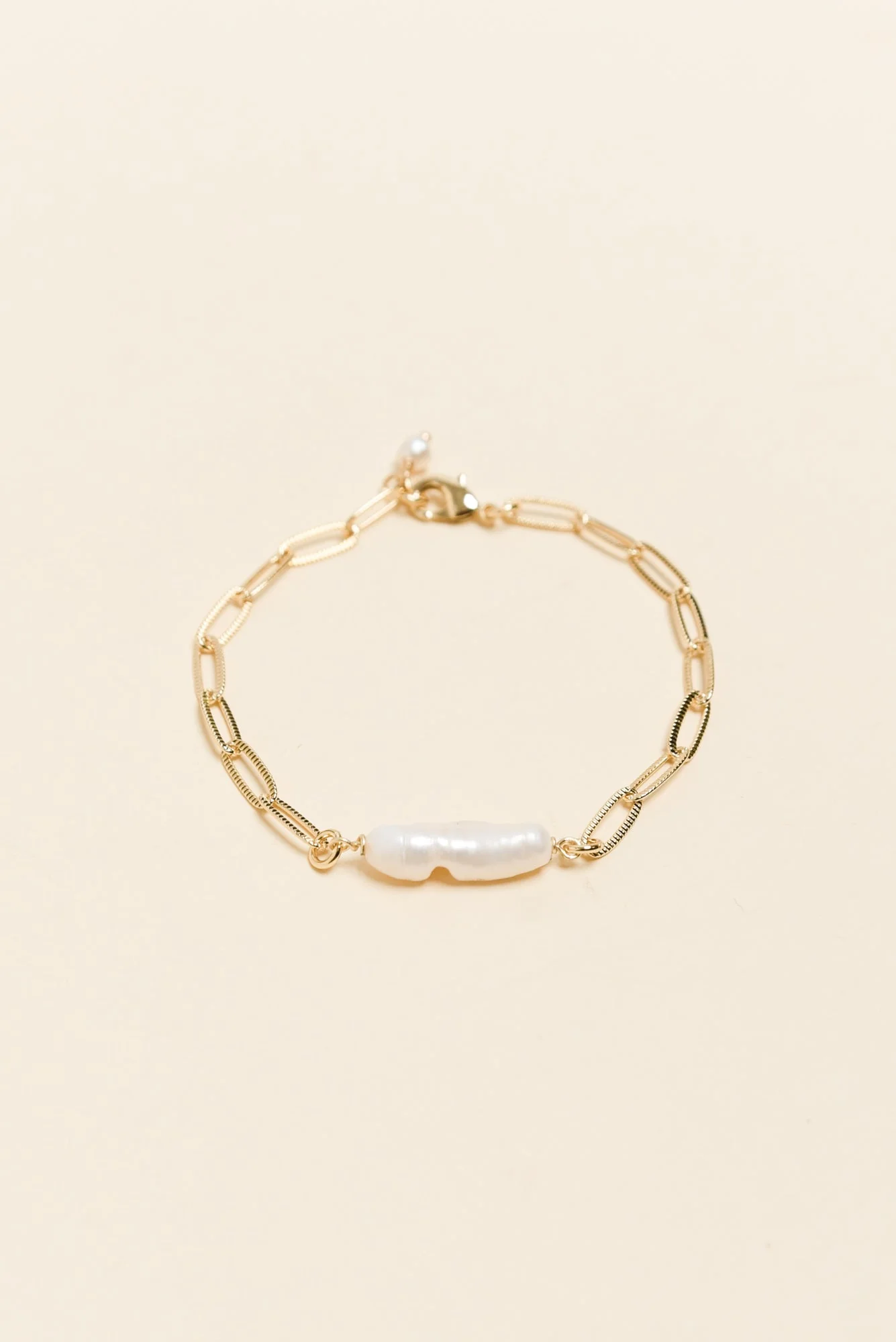 Sallie Gold Pearl Bracelet - Image 3