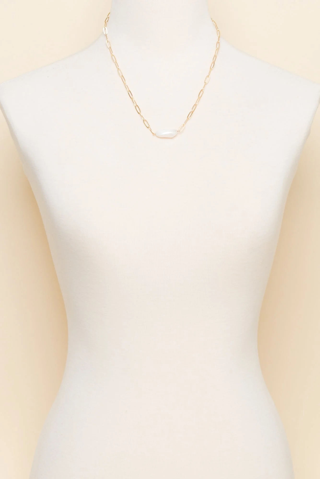 Sallie Gold Pearl Necklace - Image 2