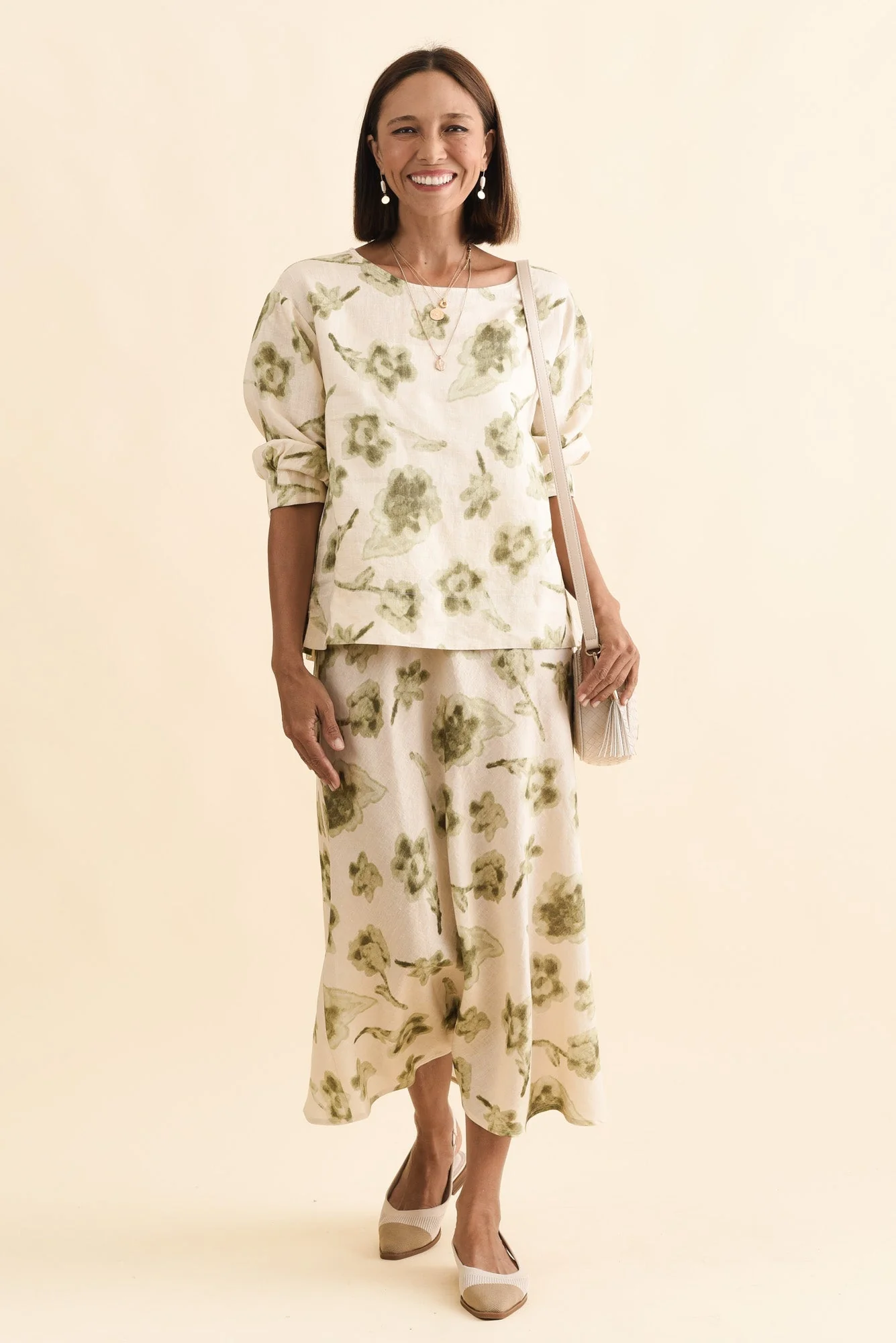 Saloma Cream Floral Linen Scoop Neck Top - Image 2