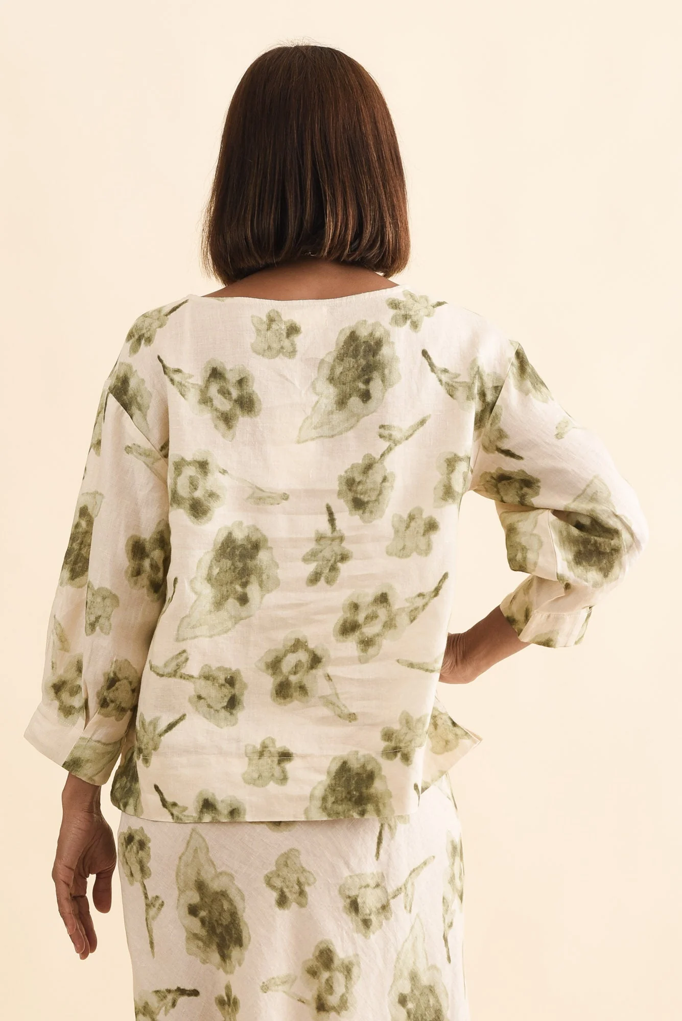 Saloma Cream Floral Linen Scoop Neck Top - Image 4