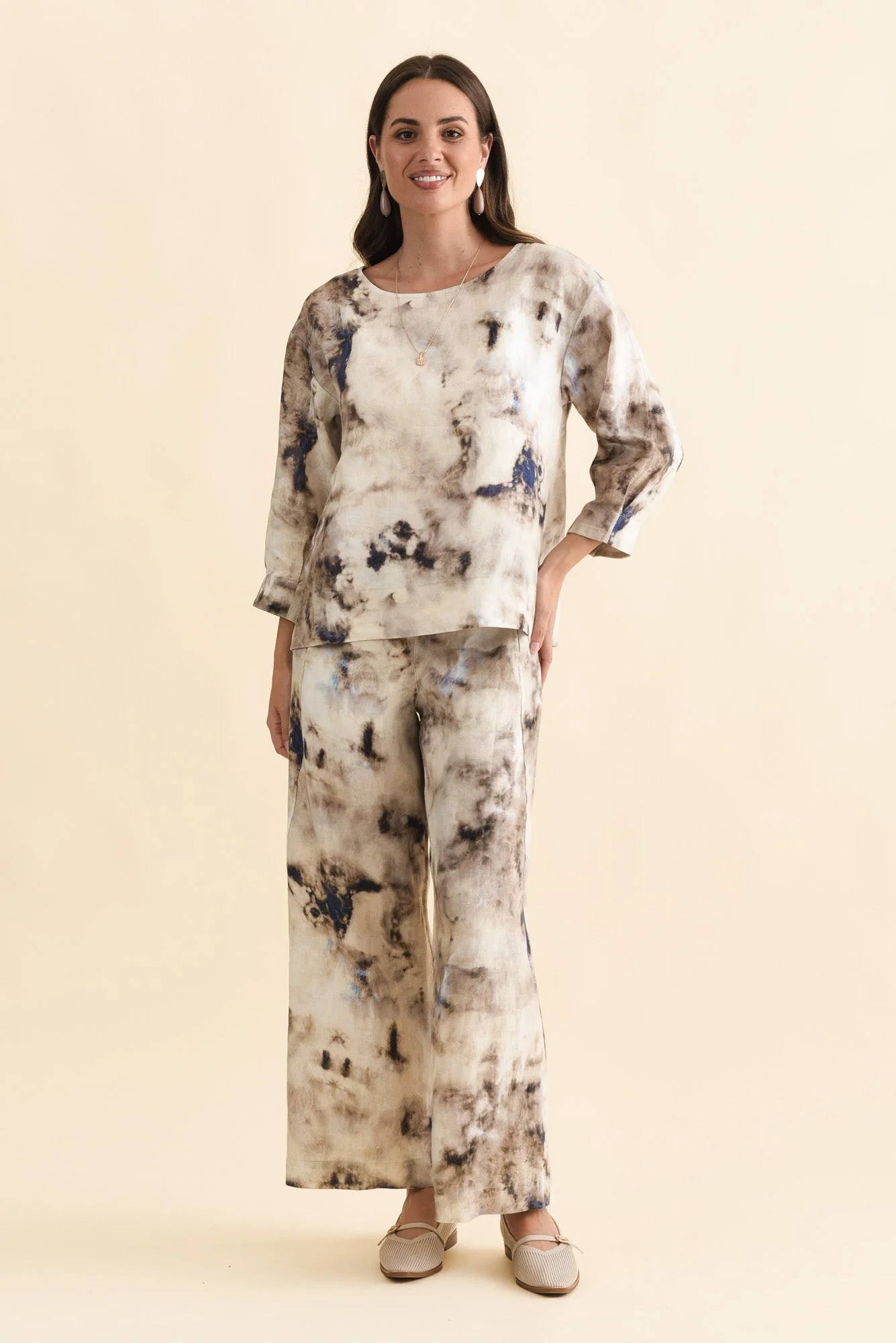 Saloma Taupe Abstract Linen Scoop Neck Top - Image 2