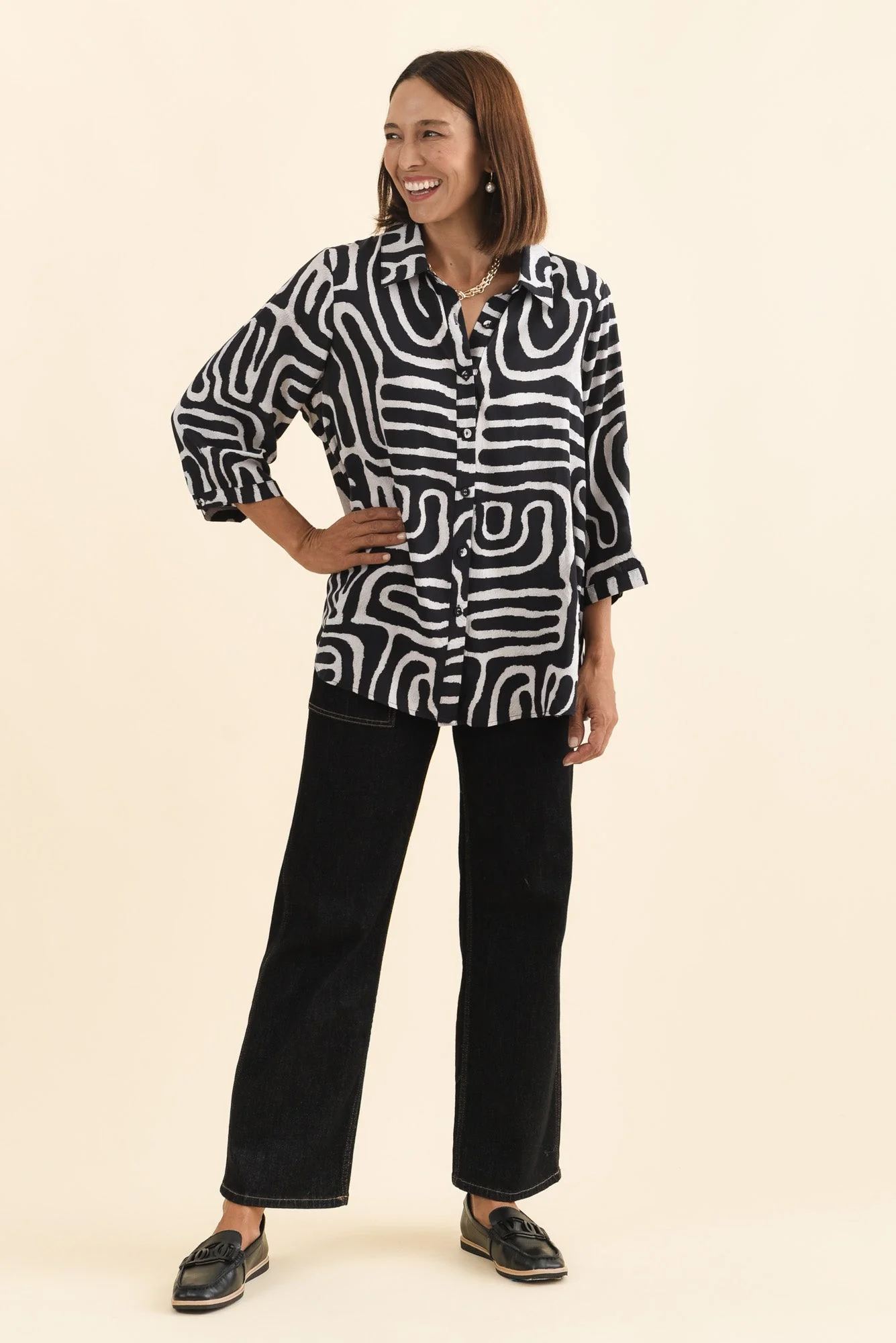 Shanae Black Abstract Collared Shirt - Image 7
