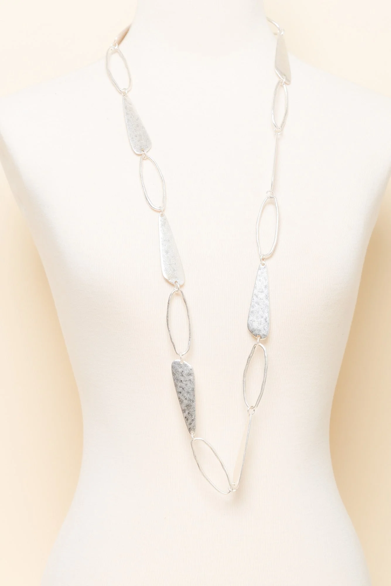 Sila Silver Linked Necklace - Image 2