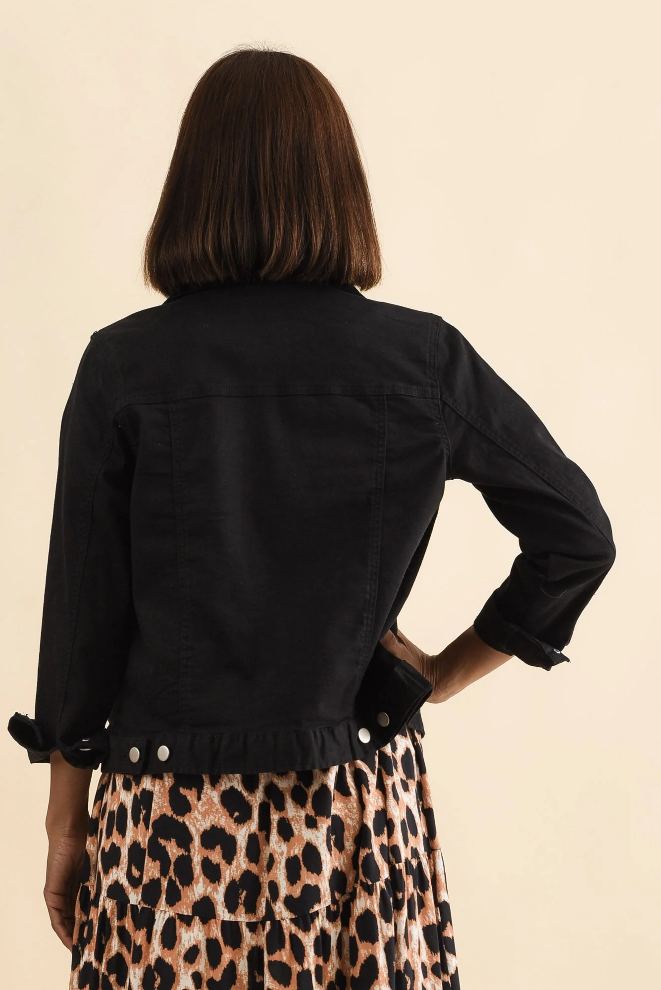 Siobhan Black Stretch Jacket - Image 4