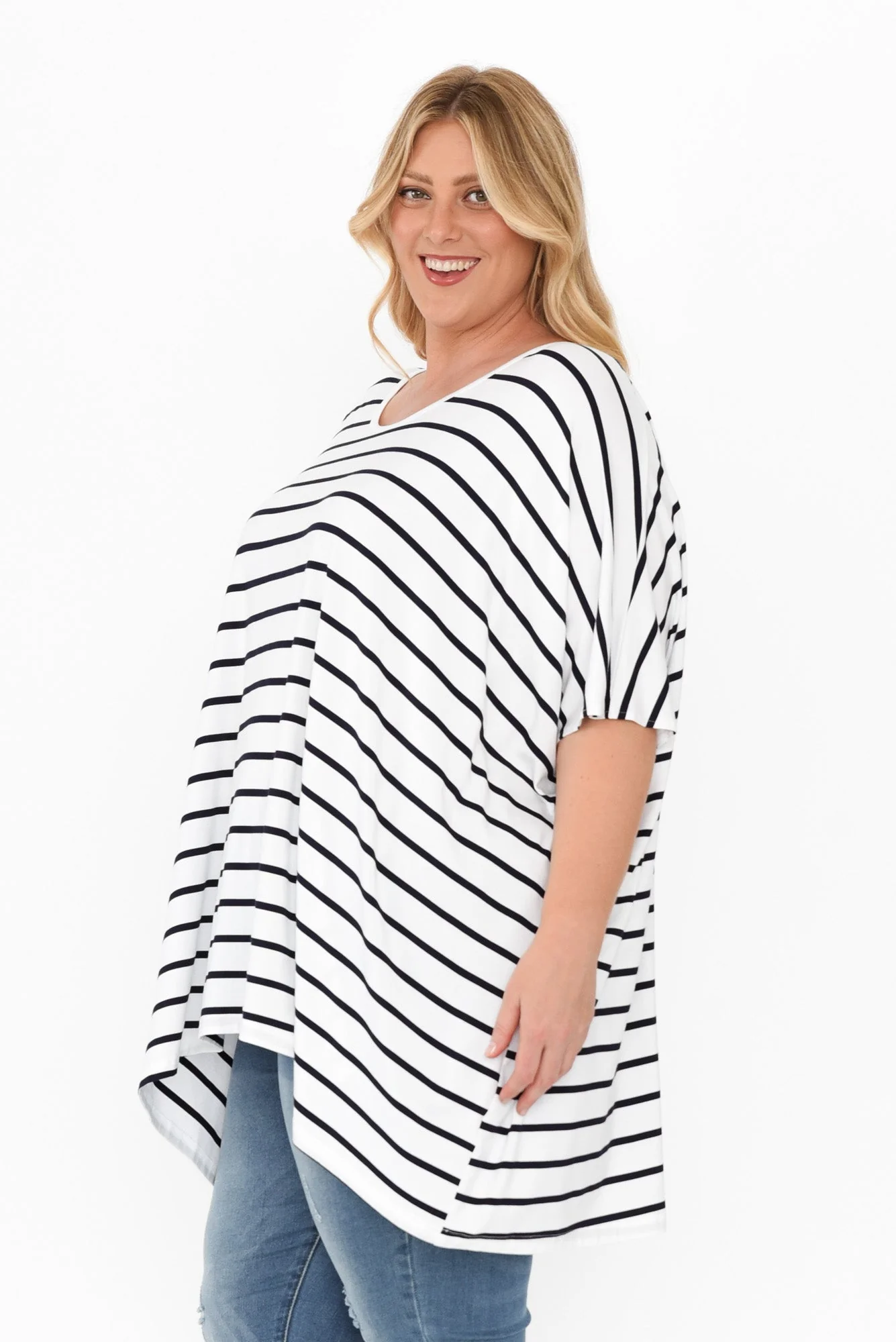 Sorronda White Stripe Bamboo Batwing Top - Image 15