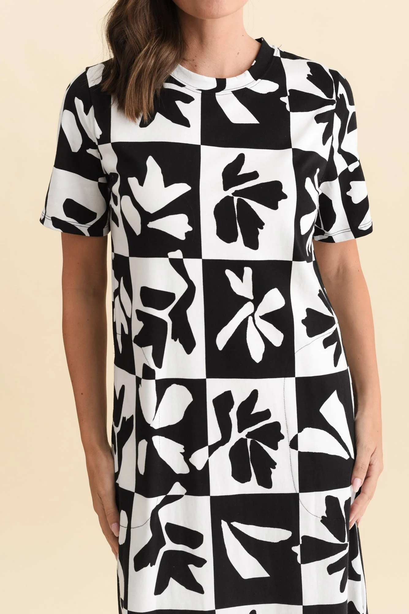 Splice Black Leaf Cotton Tee Dress - Image 5