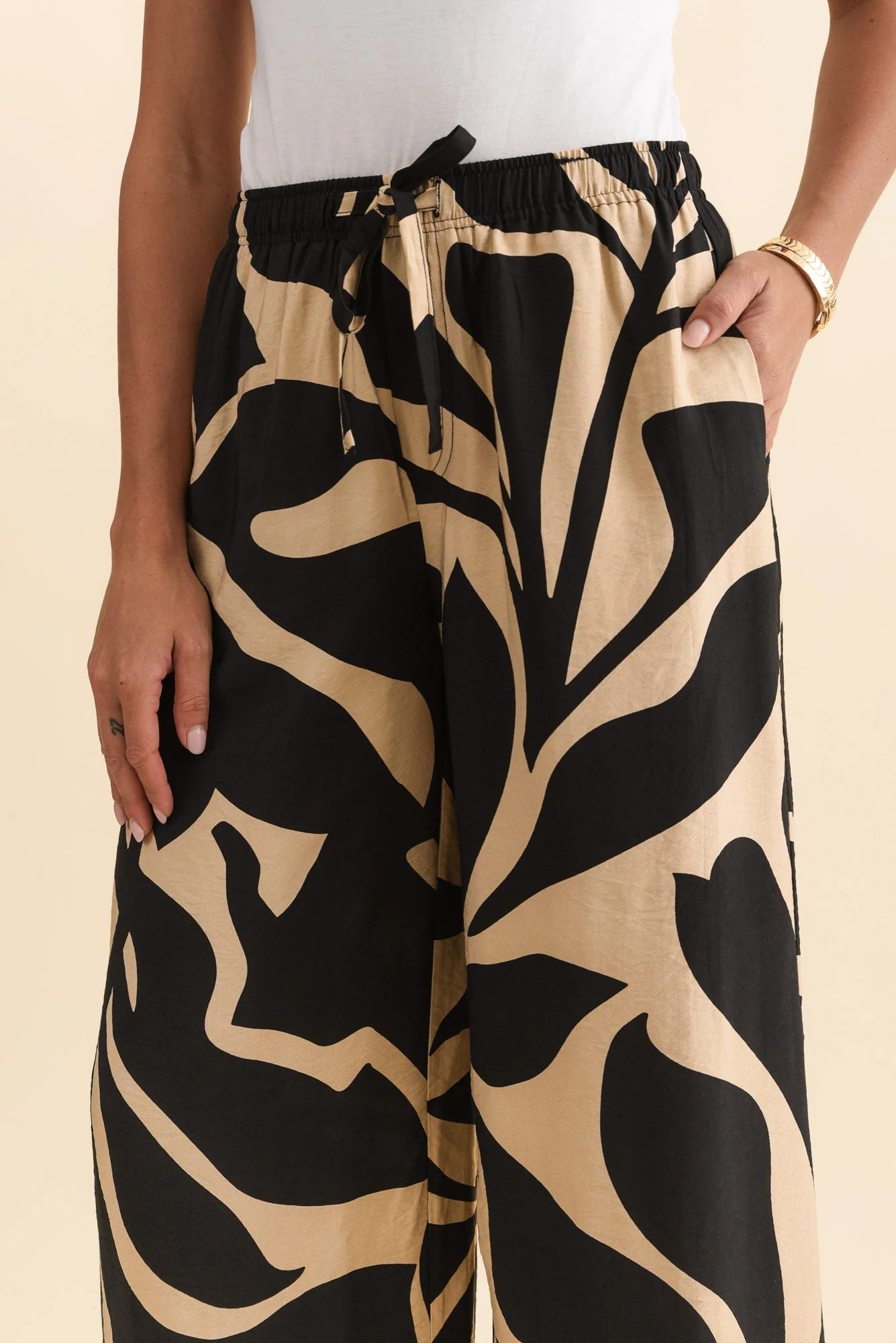 Sutton Black Abstract Relaxed Pants - Image 5