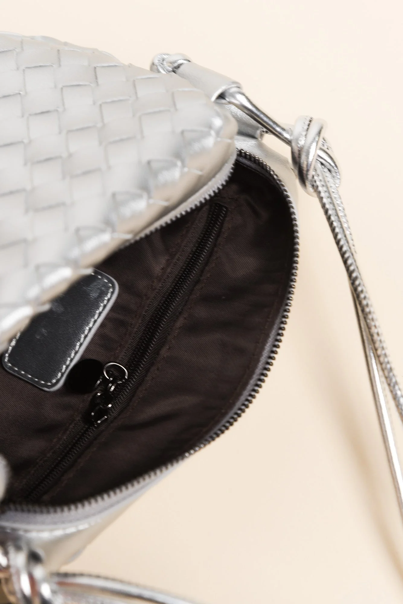 Tellaro Silver Woven Crossbody Bag - Image 3