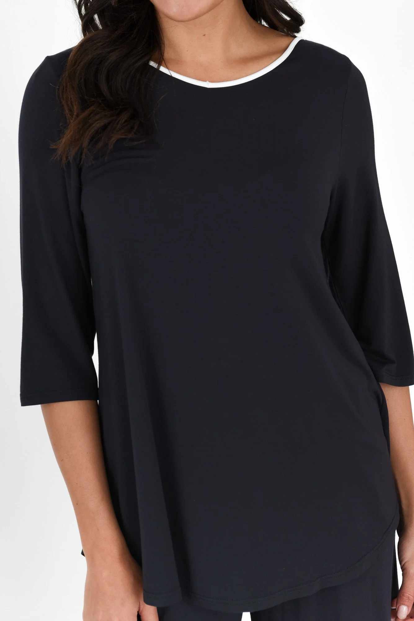 Tilly Navy Contrast 3/4 Sleeve Micro Modal Tee - Image 6