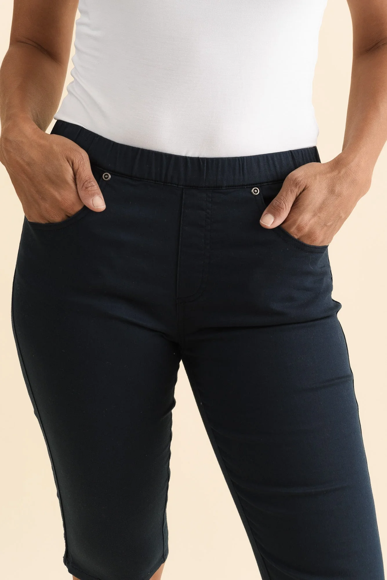 Tora Navy Stretch Shorts - Image 5