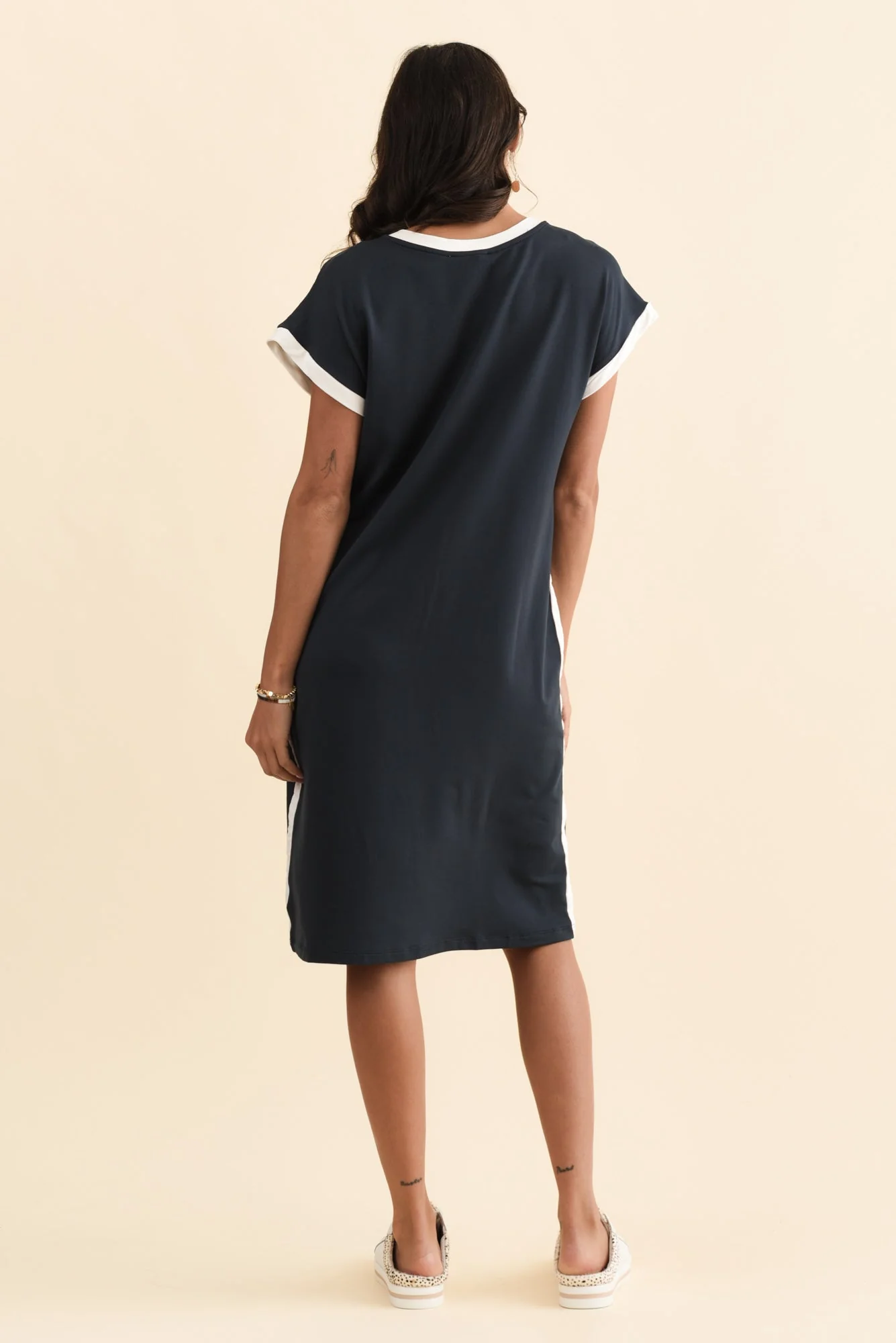 Tula Navy Contrast T-Shirt Dress - Image 4