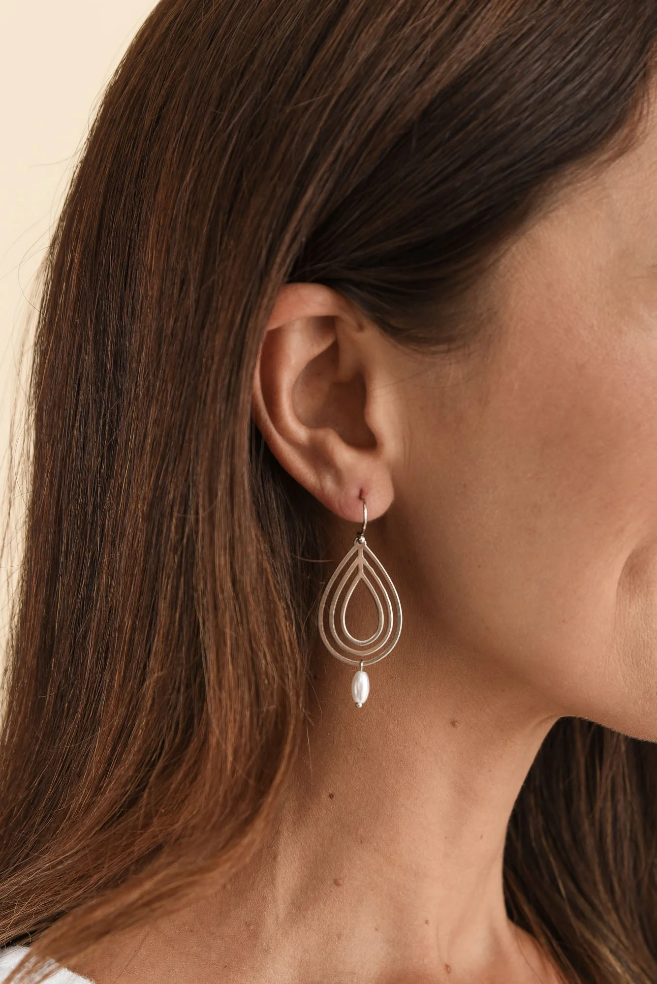 Verona Silver Teardrop Earrings - Image 2