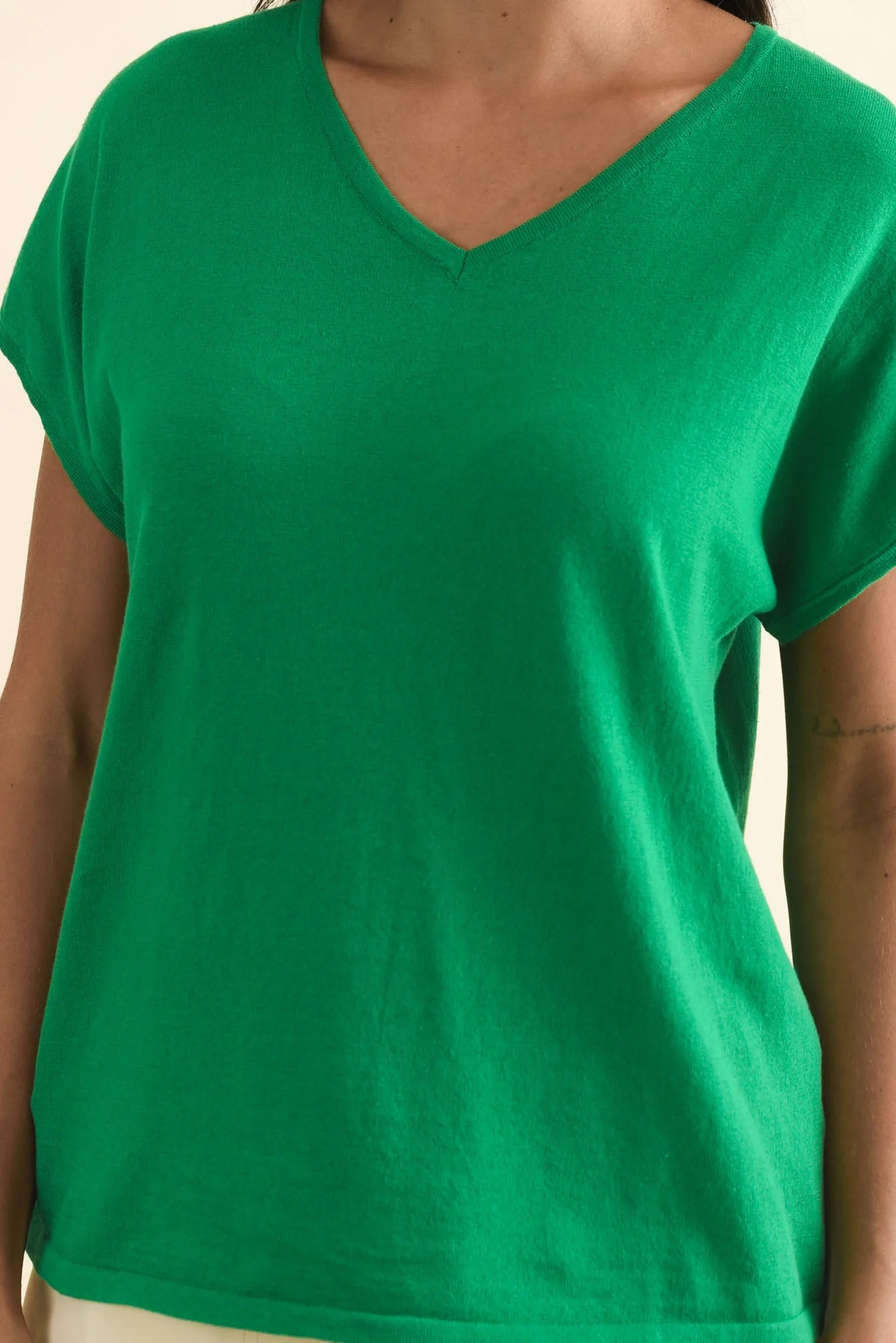 Via Green Cotton V Neck Knit Top - Image 5