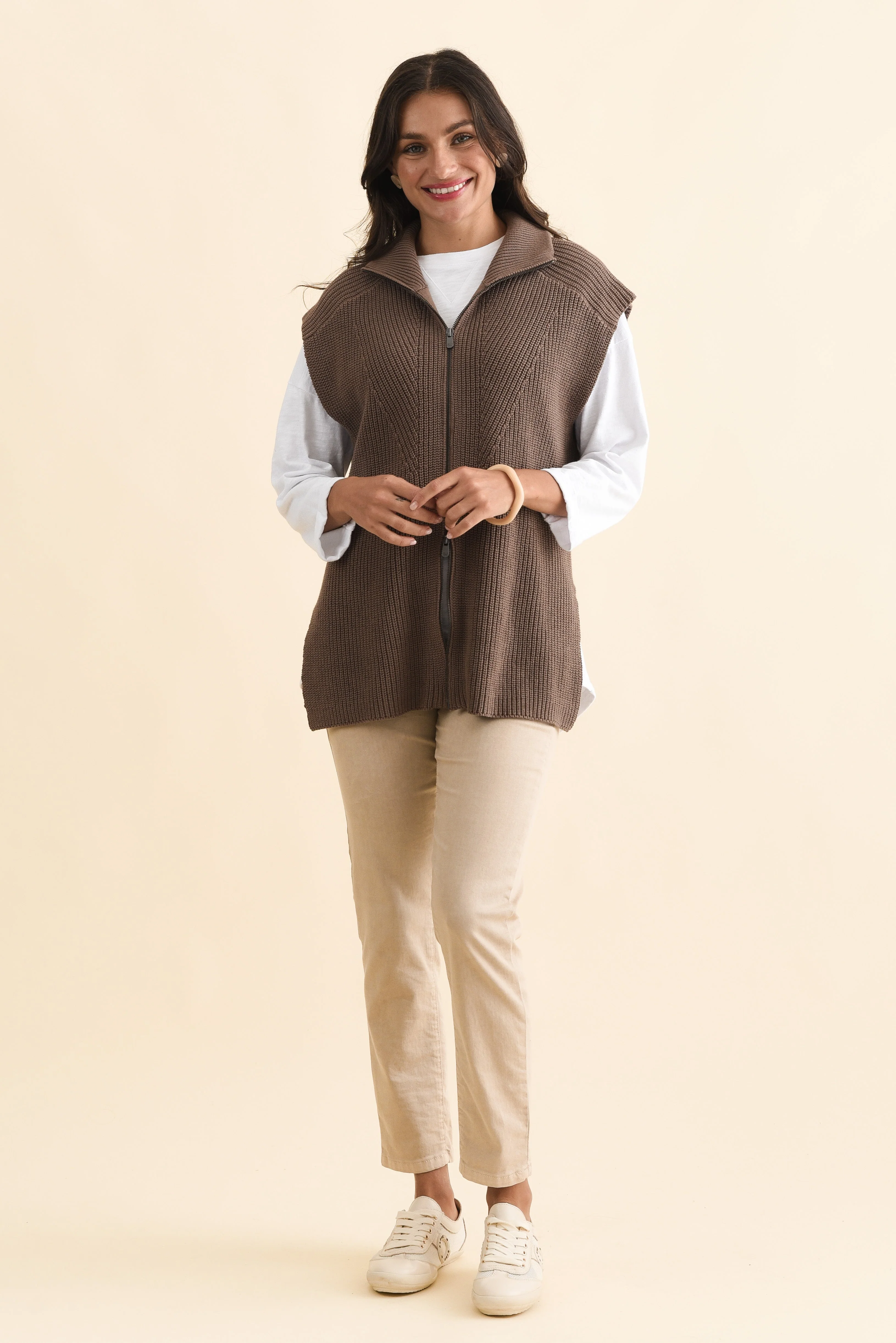 Viona Mocha Cotton Zip Knit Vest - Image 3