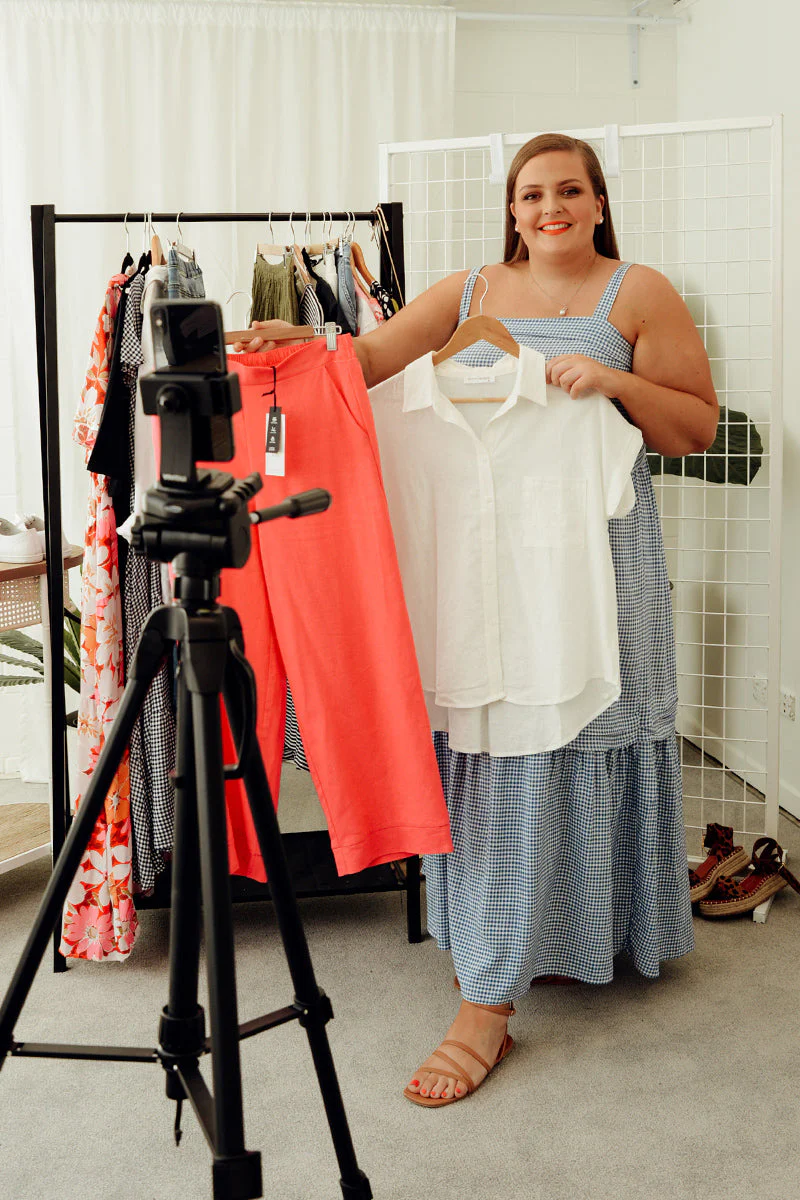 Virtual Shopping Session - Image 2