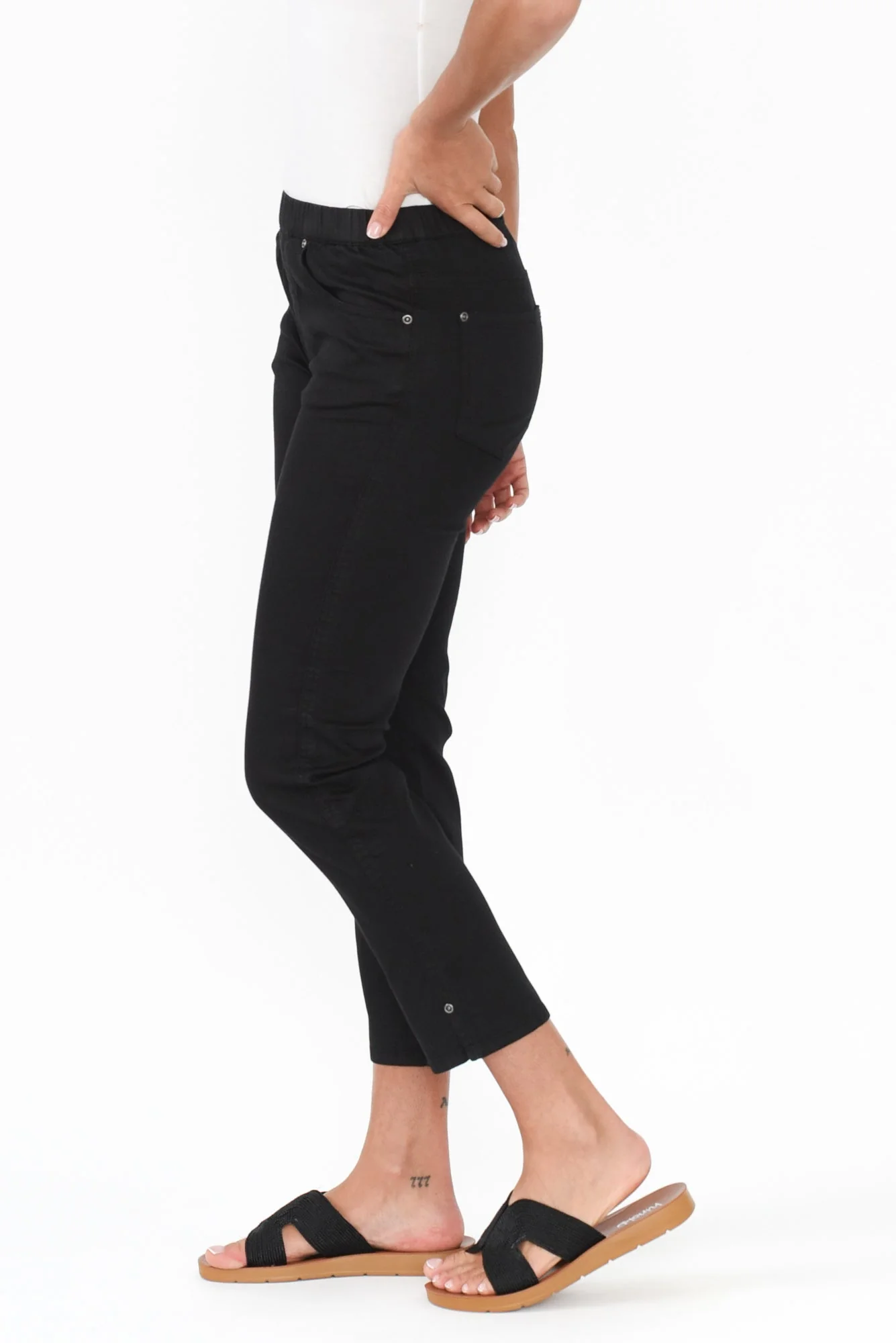Winslet Black 7/8 Pants - Image 3