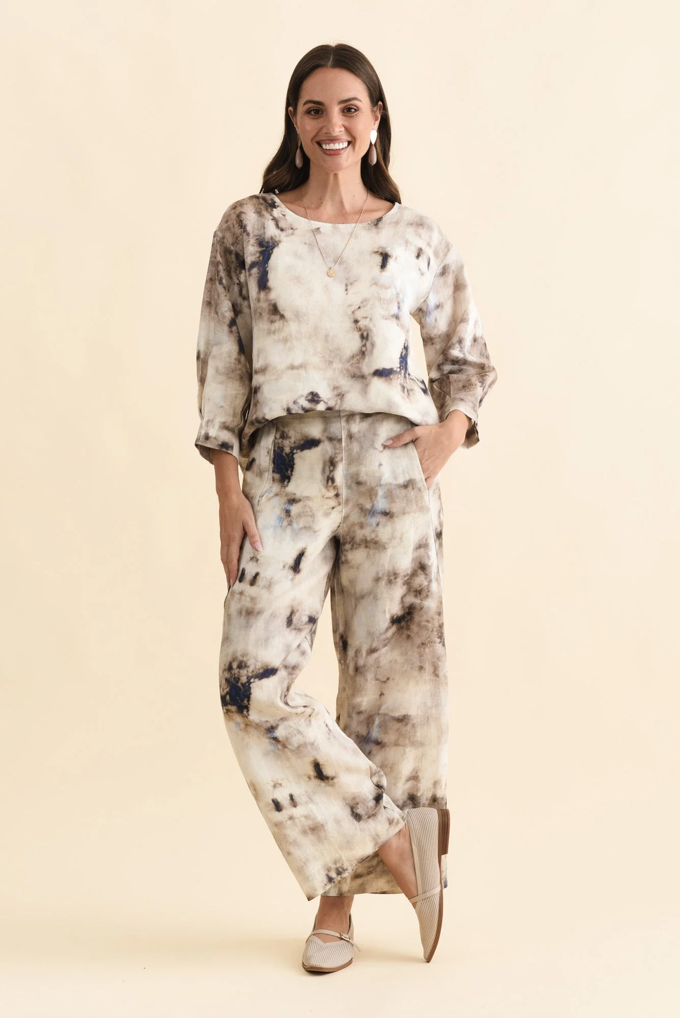 Xandra Taupe Abstract Linen Pocket Pants - Image 6