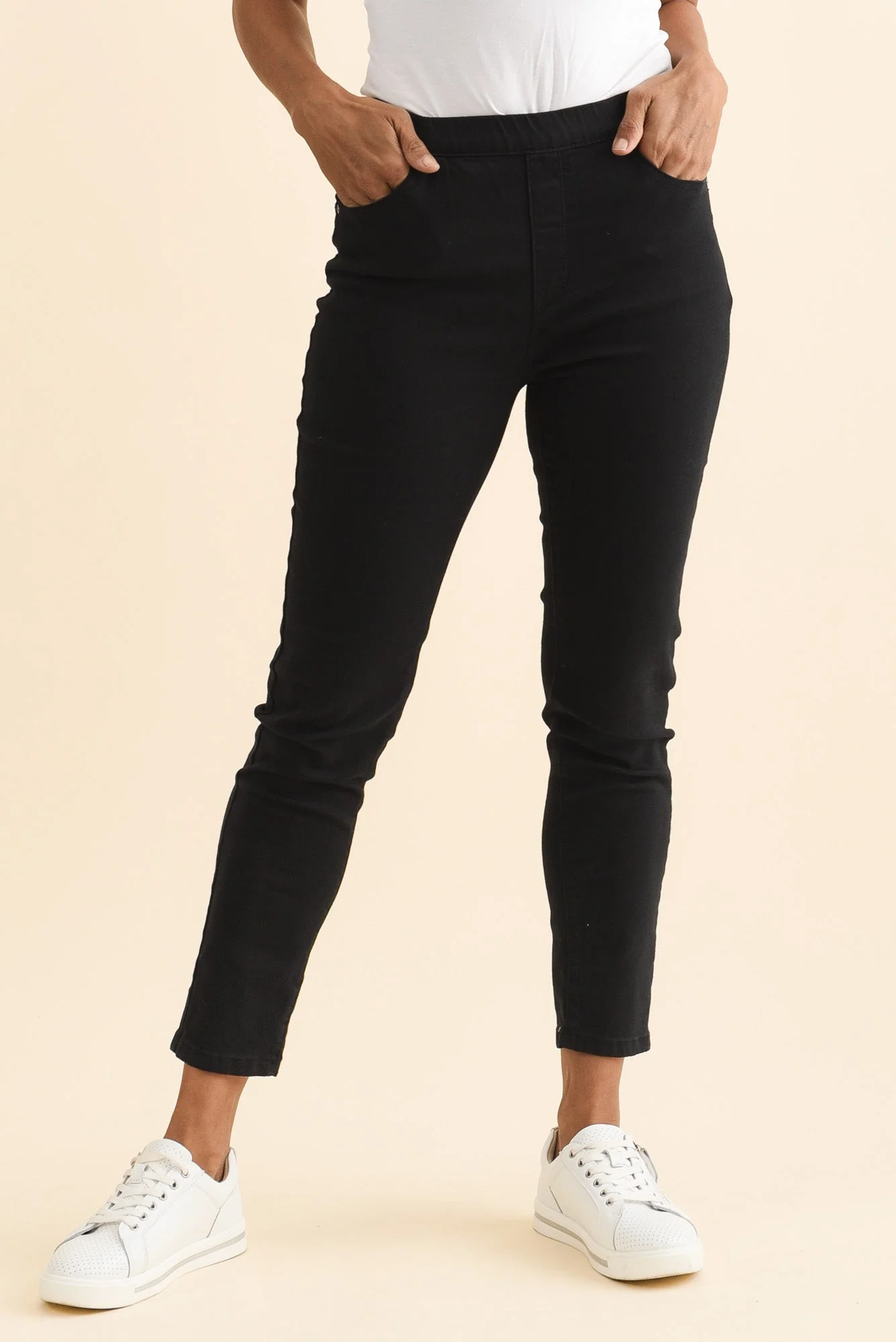 Zadie Black Denim Stretch Jeans - Image 2