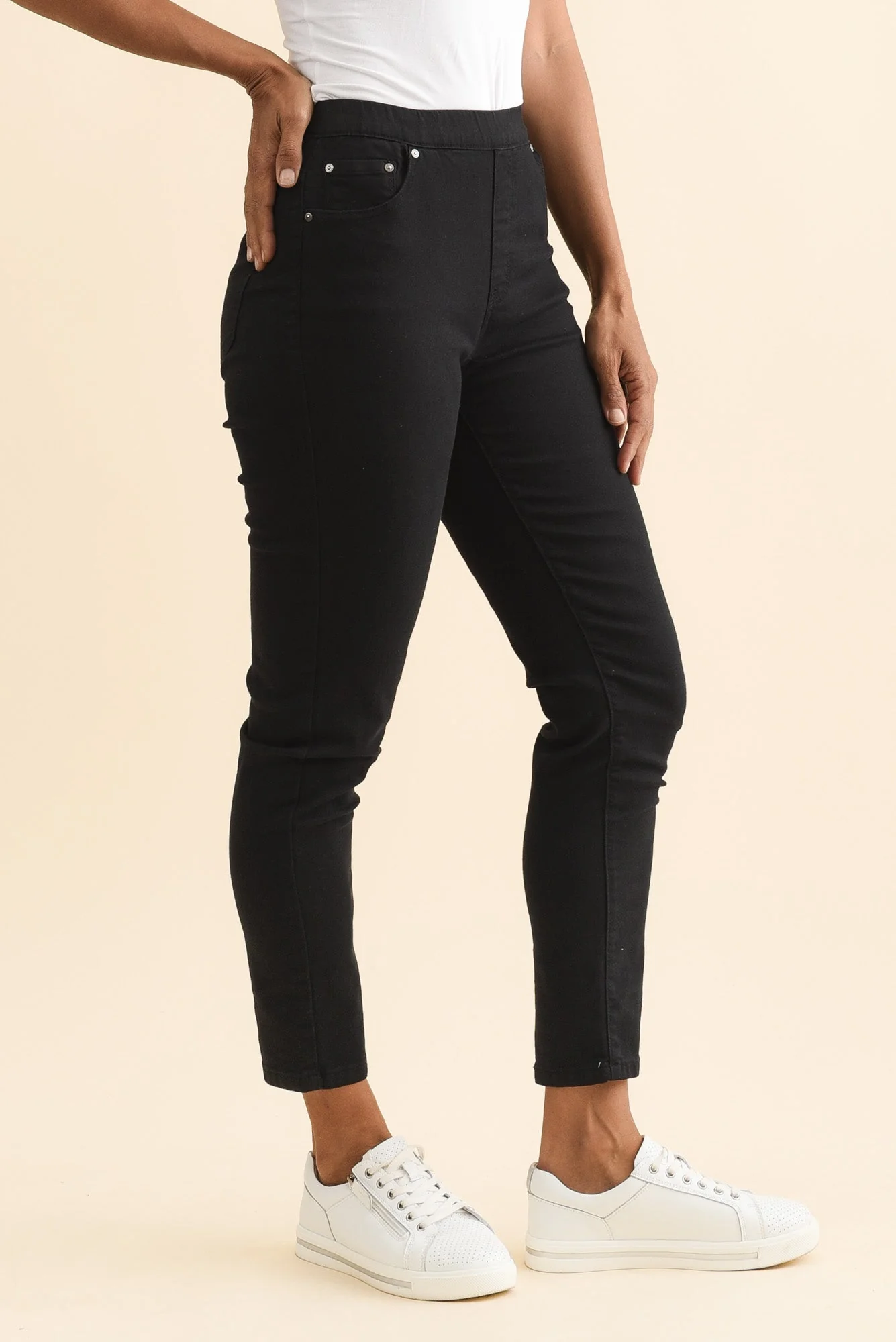 Zadie Black Denim Stretch Jeans - Image 4