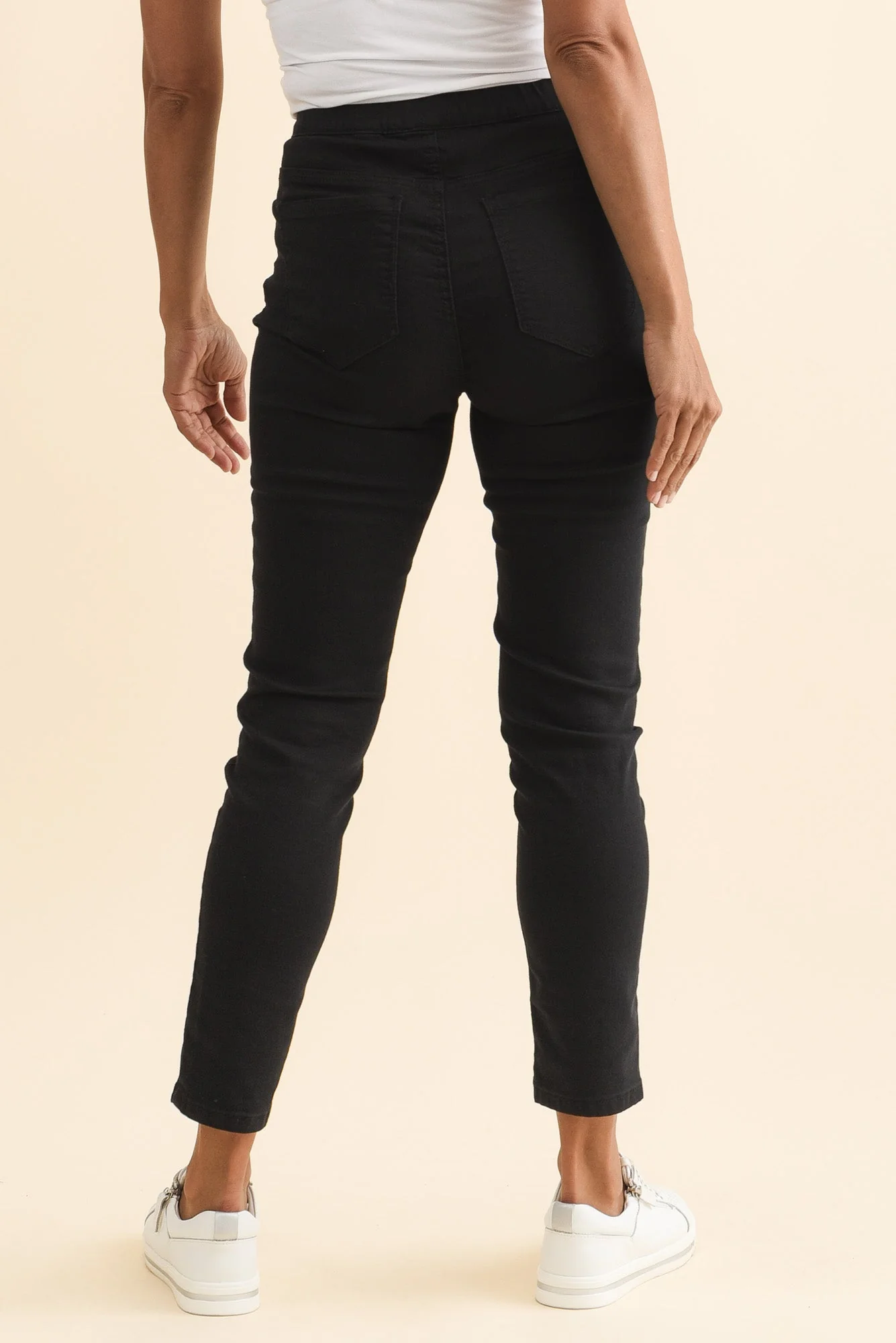 Zadie Black Denim Stretch Jeans - Image 5