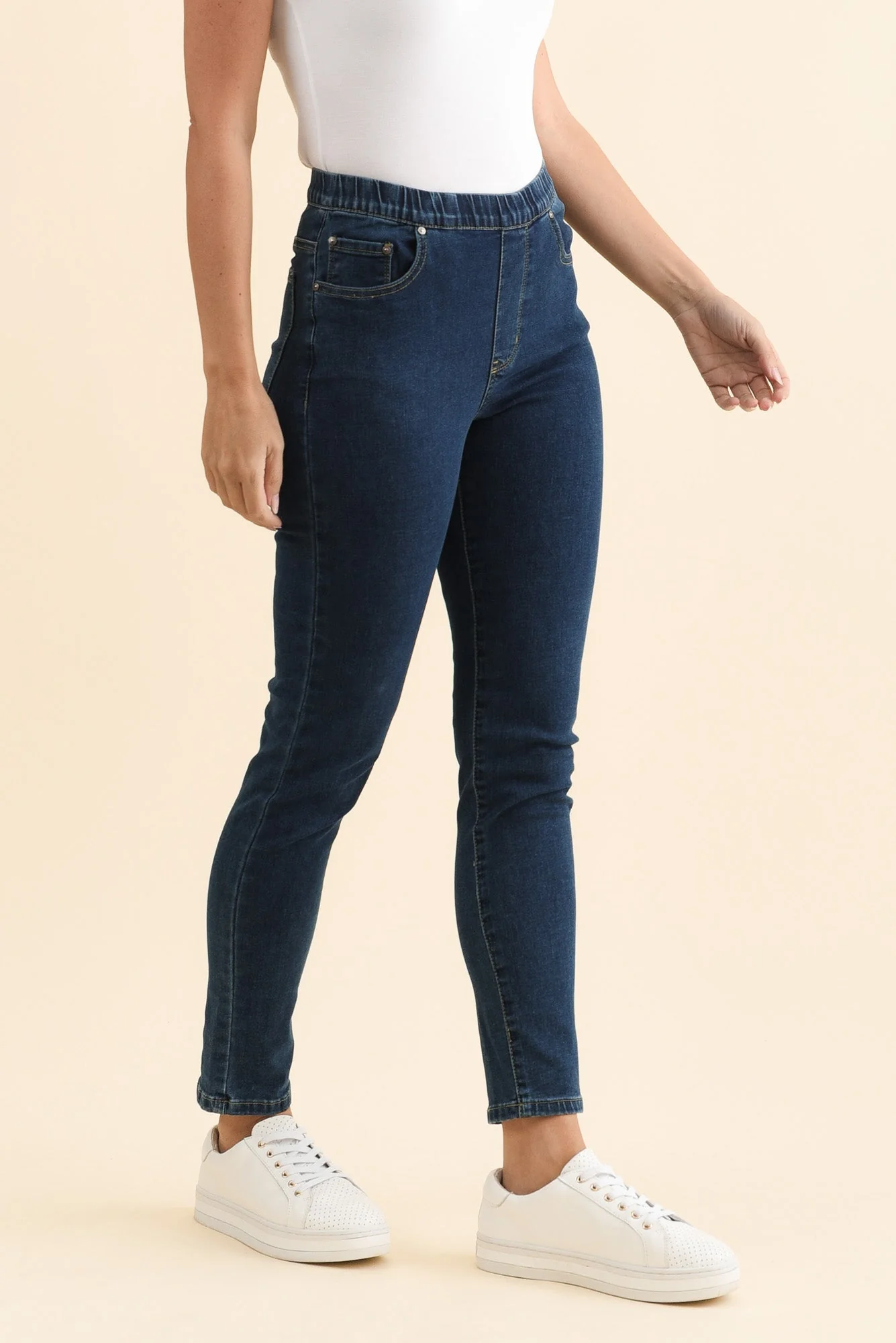 Zadie Dark Denim Stretch Jeans - Image 4