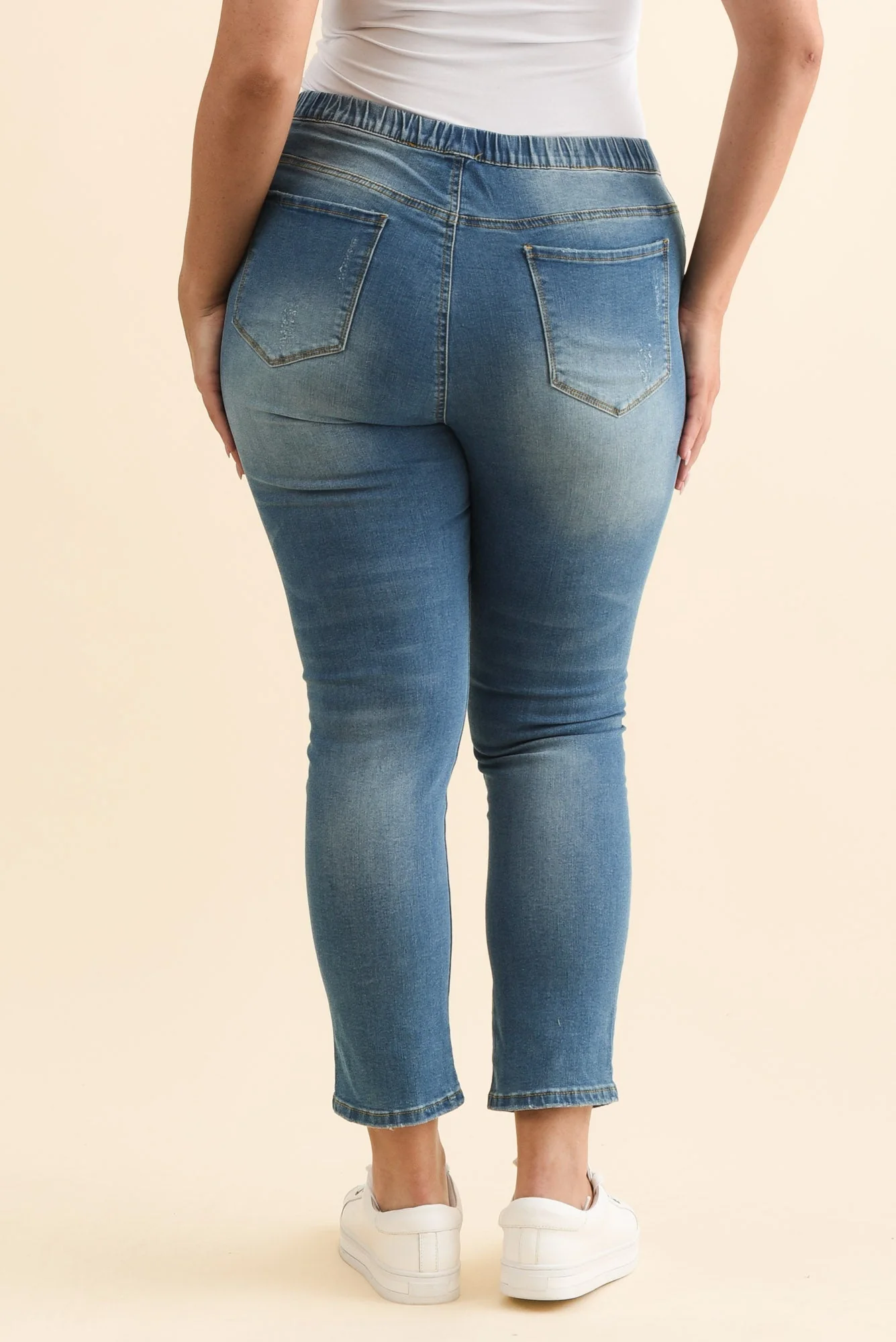 Zadie Distressed Blue Stretch Jeans - Image 10