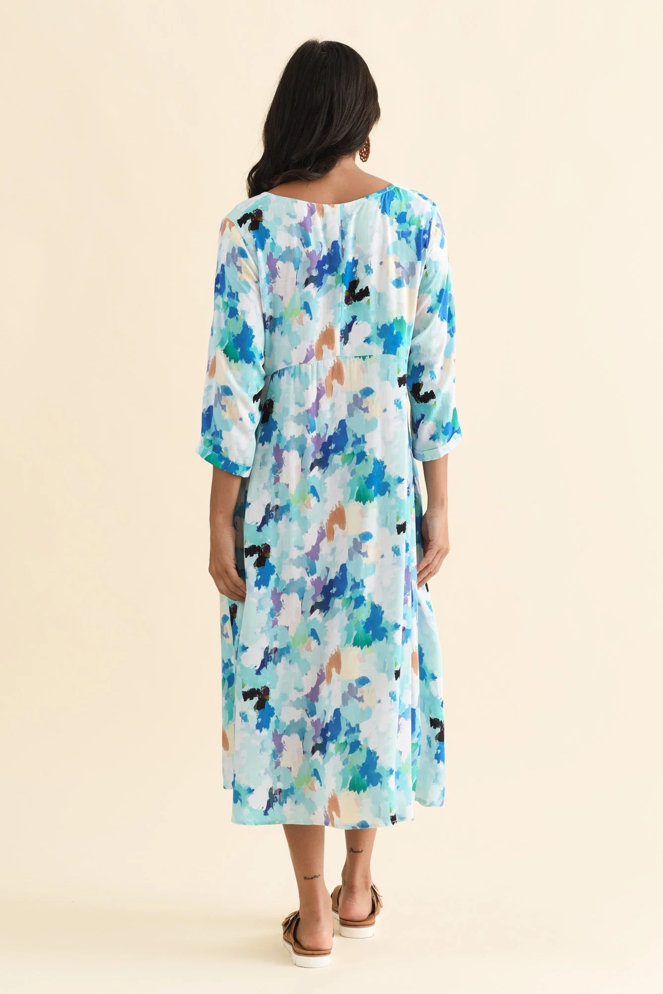 Zaelia Blue Watercolor Sleeved Crescent Dress - Image 4
