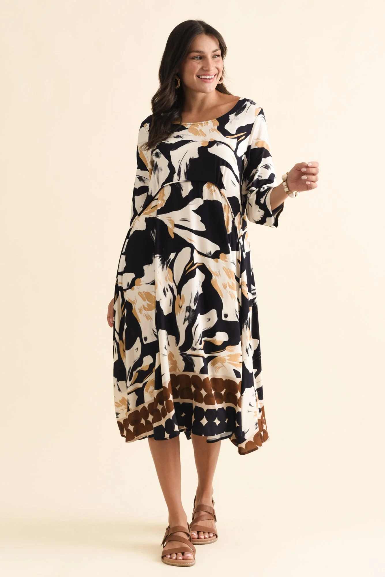 Zaelia Navy Abstract Sleeved Crescent Dress - Image 2