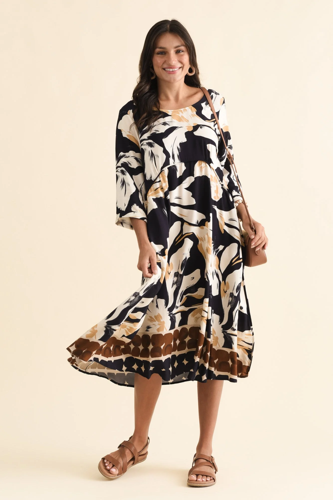 Zaelia Navy Abstract Sleeved Crescent Dress - Image 3