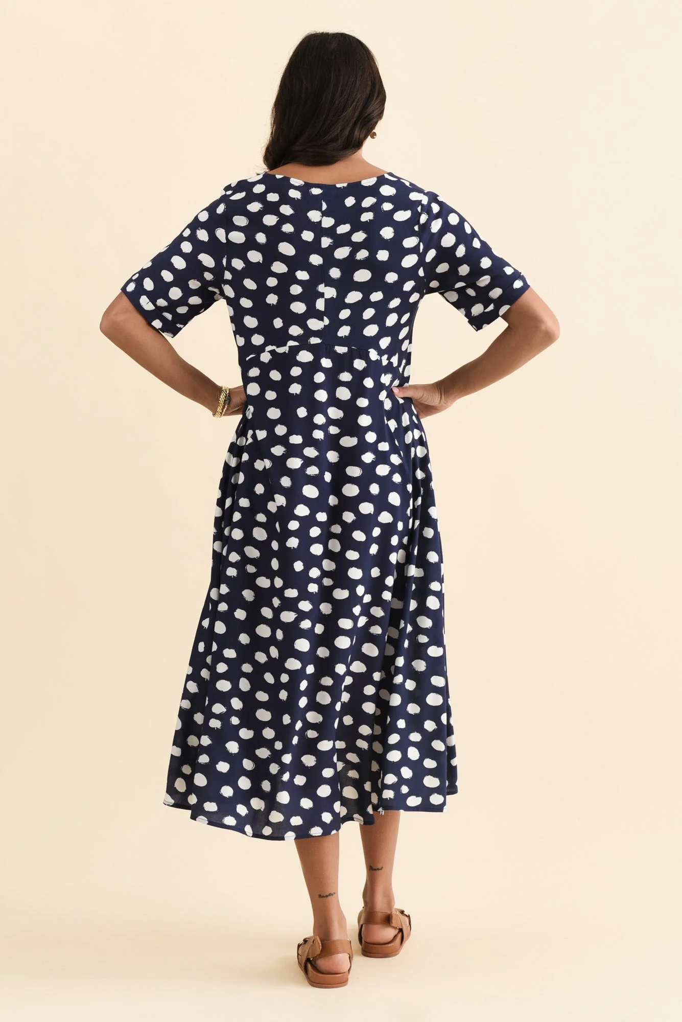 Zaelia Navy Spot Crescent Dress - Image 4