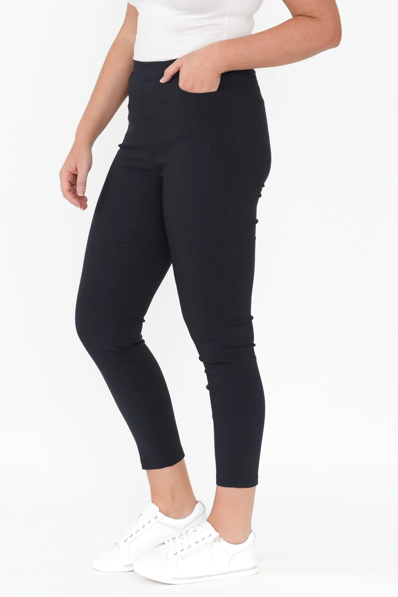Zara Navy Stretch 7/8 Pants - Image 9