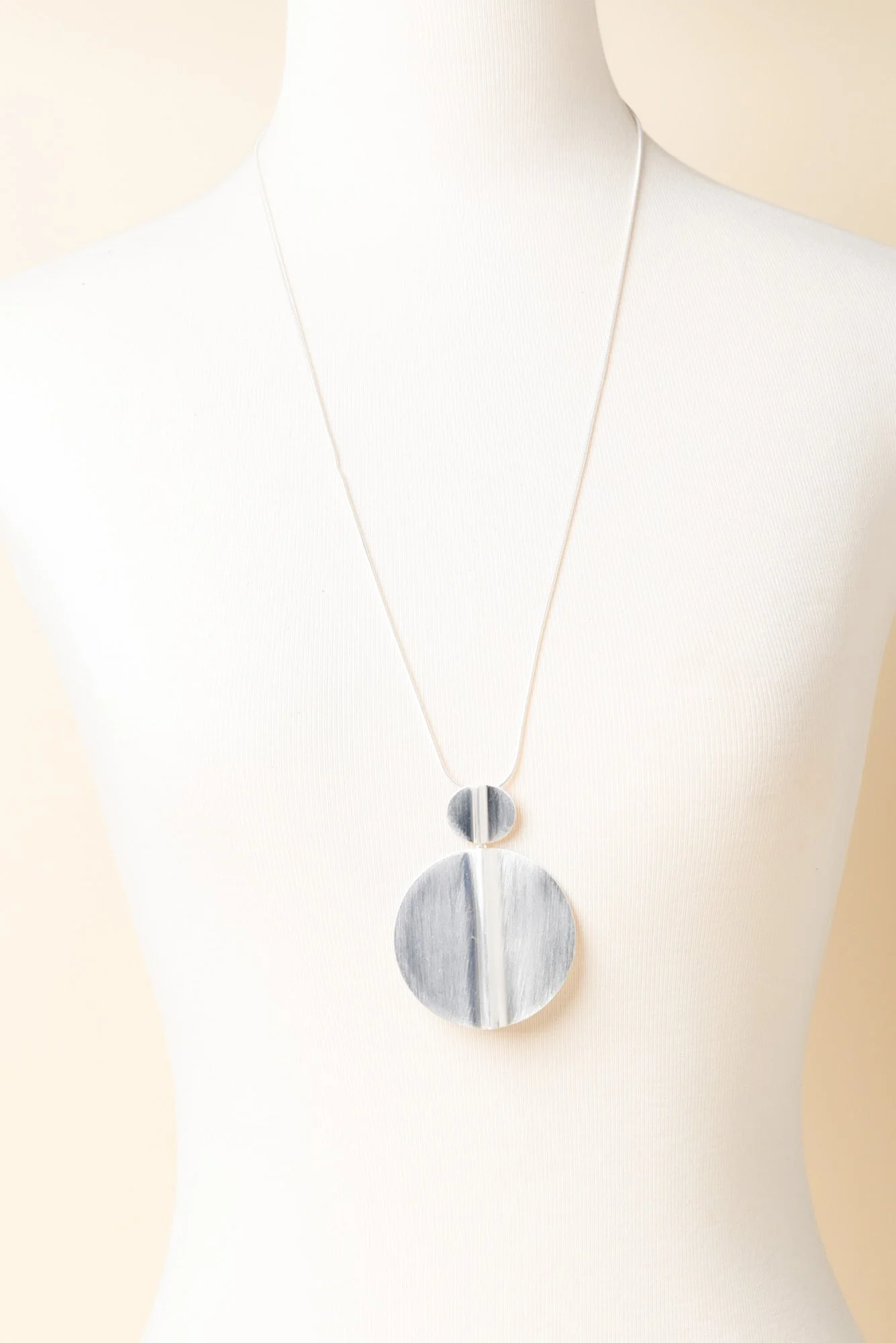 Zarah Silver Disc Necklace - Image 2