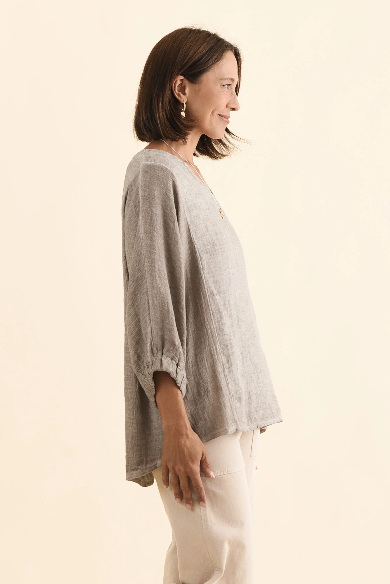 Ziola Taupe Linen Cotton Top - Image 3